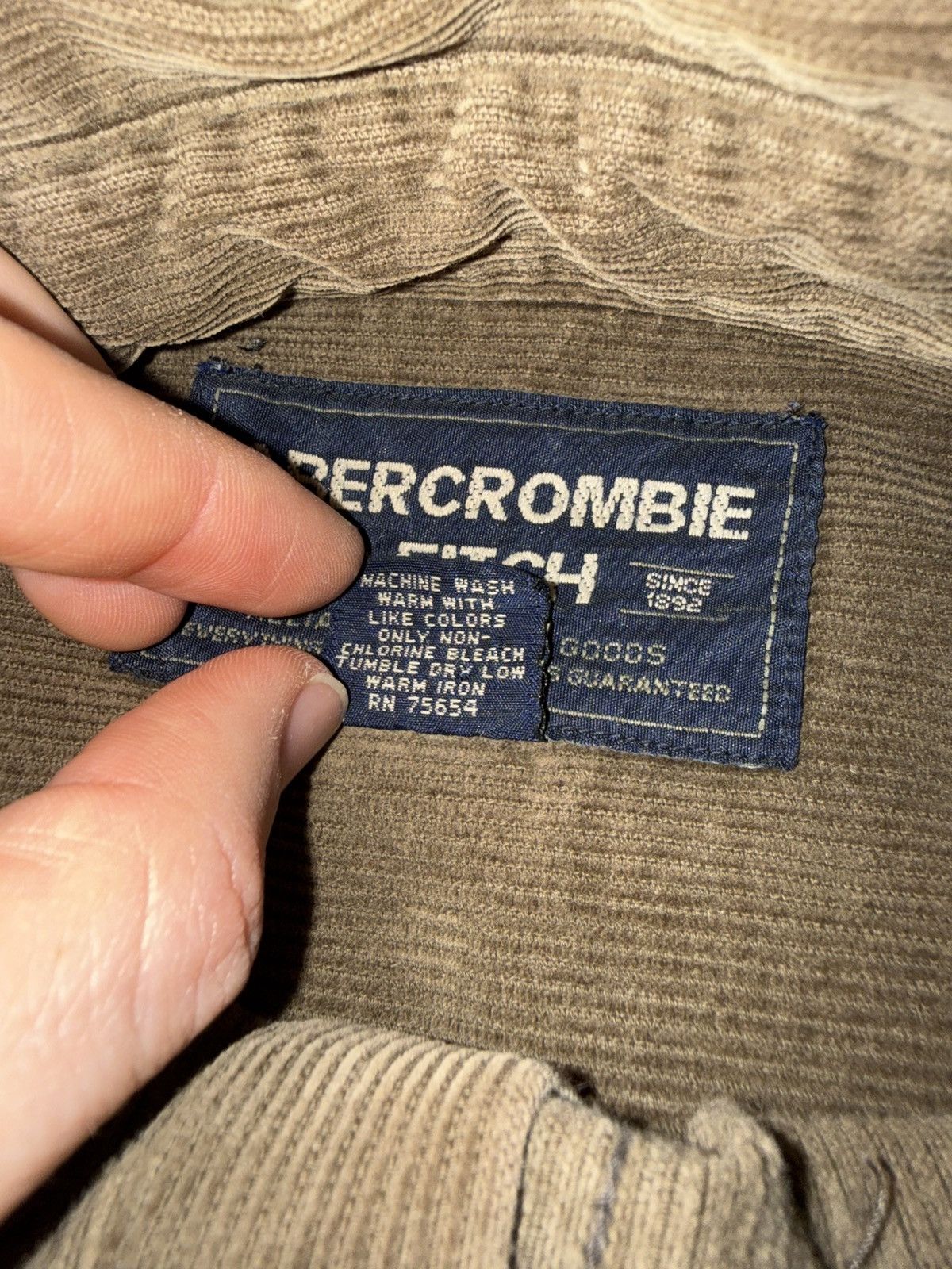 Abercrombie & Fitch Vintage Corduroy Button-up Size US L / EU 52-54 / 3 - 4 Thumbnail