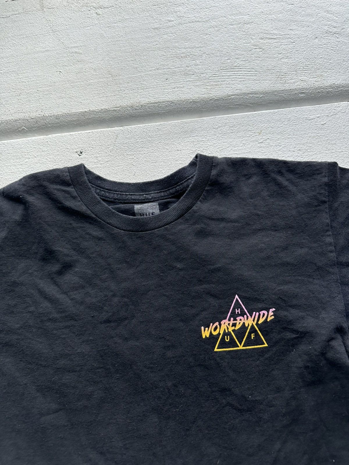 Huf × Vintage ❗️HUF vintage 90s BIG LOGO t shirt sk8 rap black Size US S / EU 44-46 / 1 - 6 Thumbnail