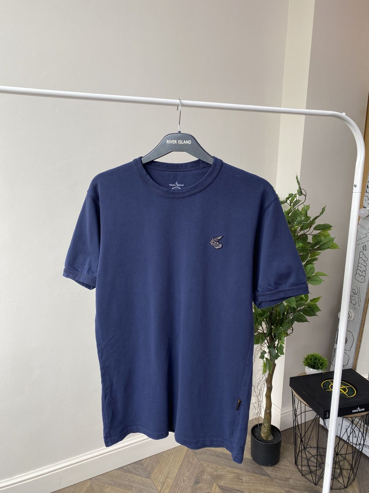Designer × Vintage × Vivienne Westwood Vintage Vivienne Westwood Anglomania Boxy Badge Tee Size US S / EU 44-46 / 1 - 3 Thumbnail