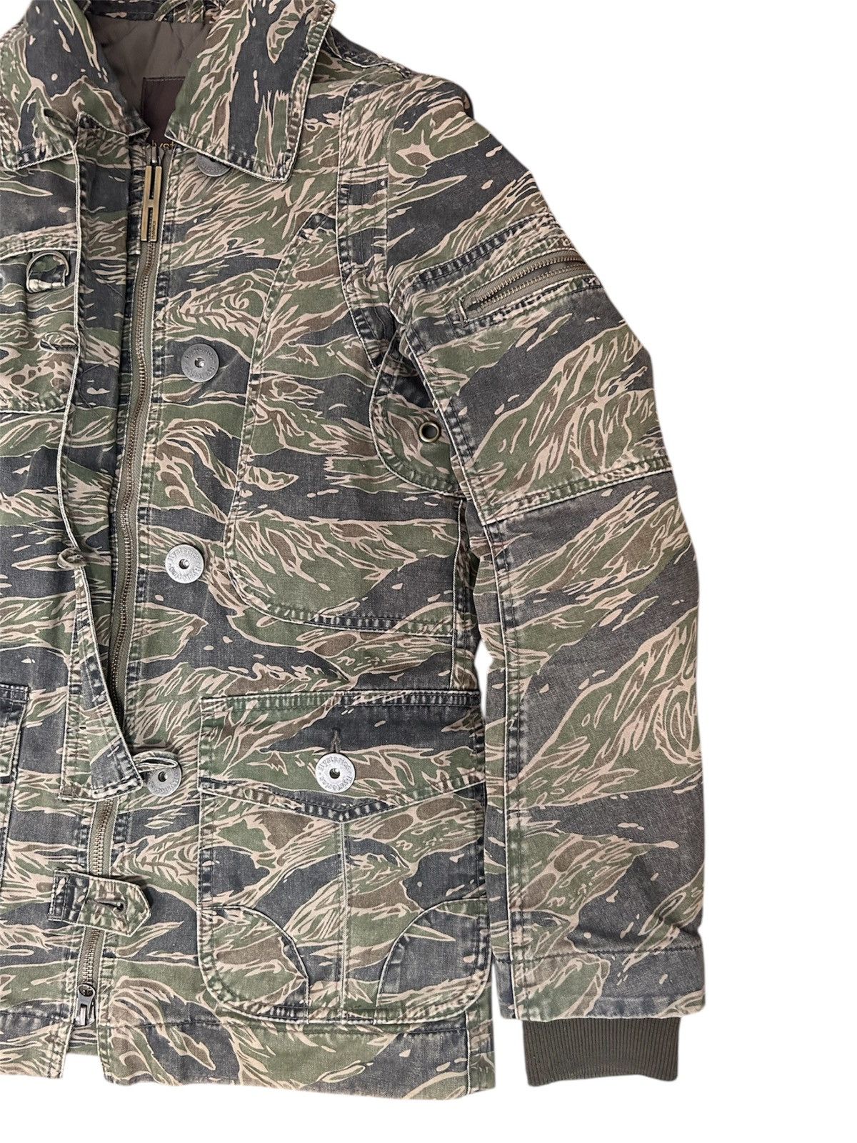 Hysteric Glamour × Japanese Brand Hysteric glamour camo jacket Size S / US 4 / IT 40 - 4 Thumbnail