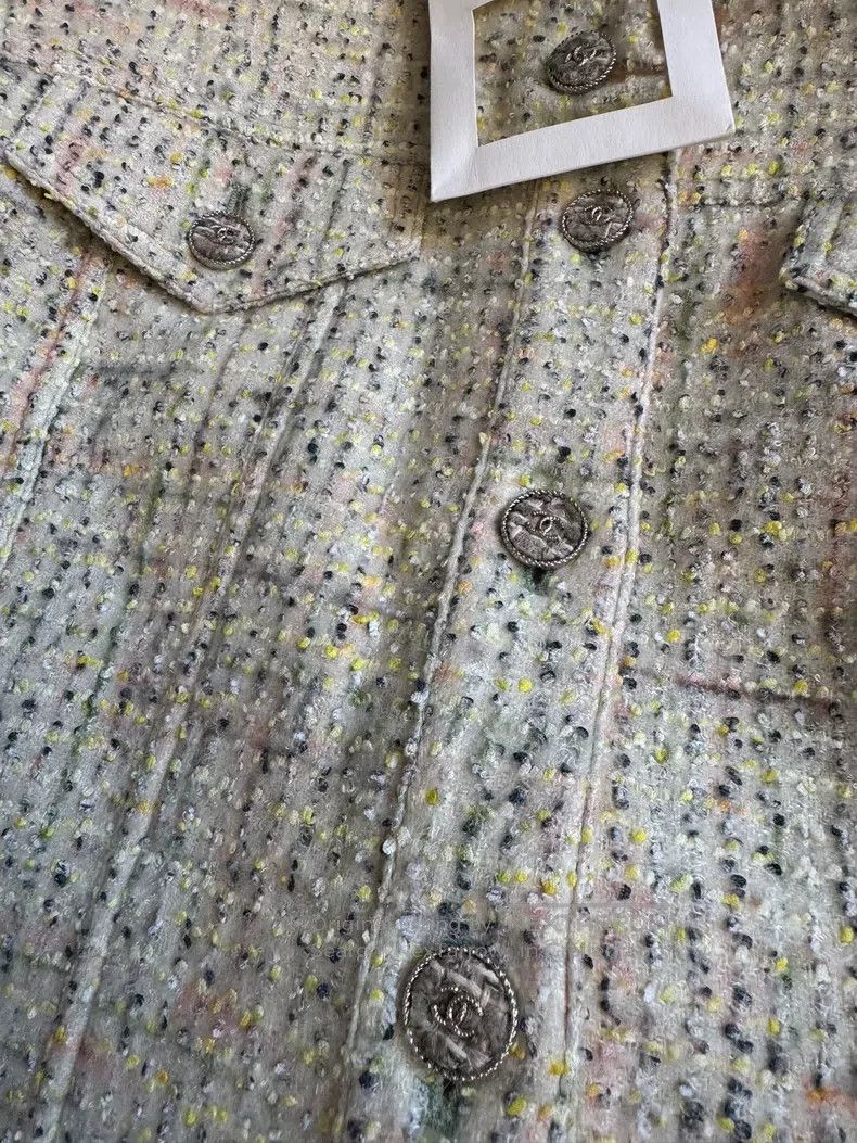 Chanel Chanel Autumn and winter preview green and yellow mixed co Size M / US 6-8 / IT 42-44 - 4 Thumbnail
