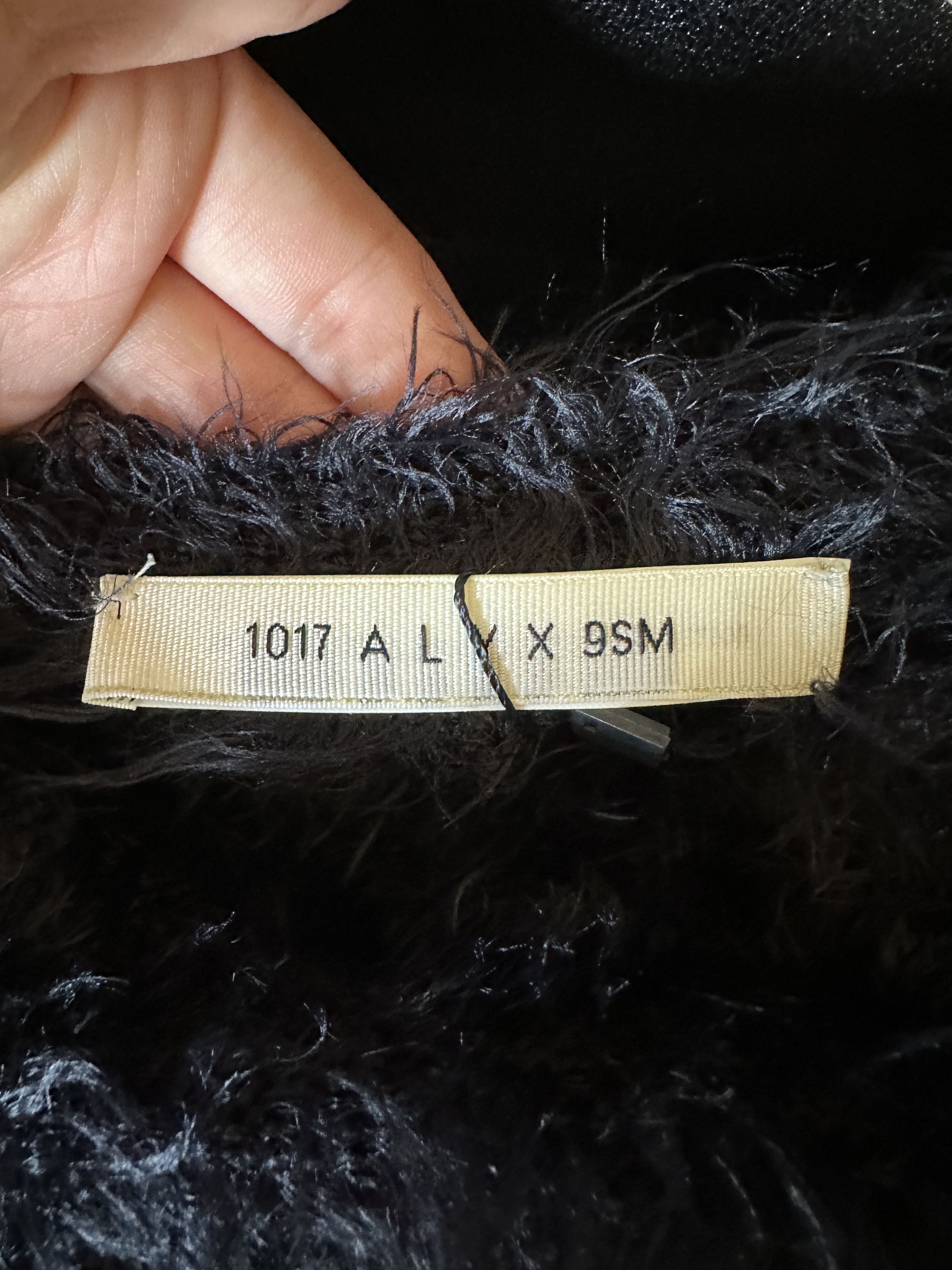 1017 ALYX 9SM 1017 ALYX 9SM Fuzzed Sweater Size US L / EU 52-54 / 3 - 5 Thumbnail