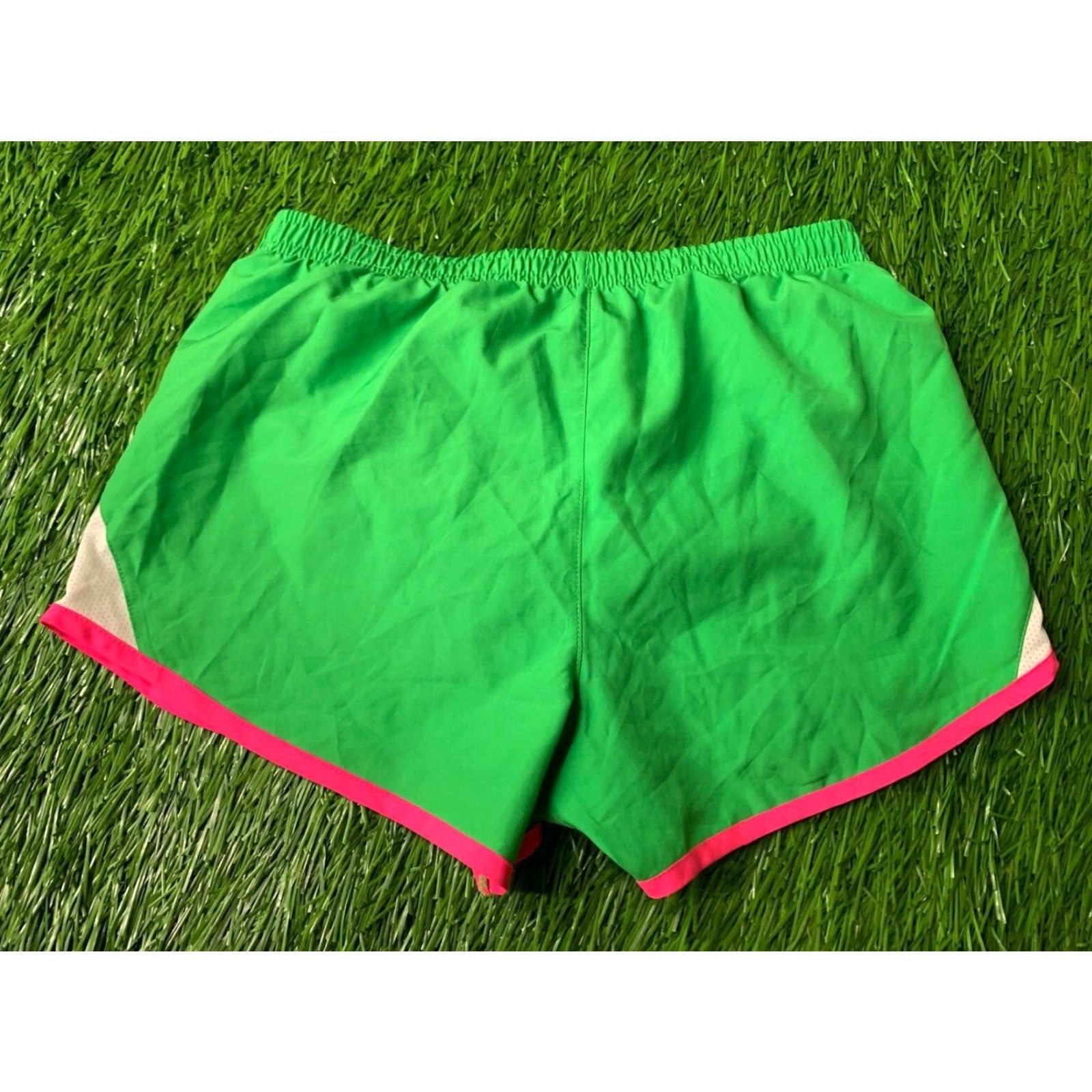 Nike Nike ORIGINAL womens Training Shorts XS Floral Green, White and Pink Run Running Sports Short Pants, 100% Polyester Size 26" / US 2 / IT 38 - 7 Thumbnail