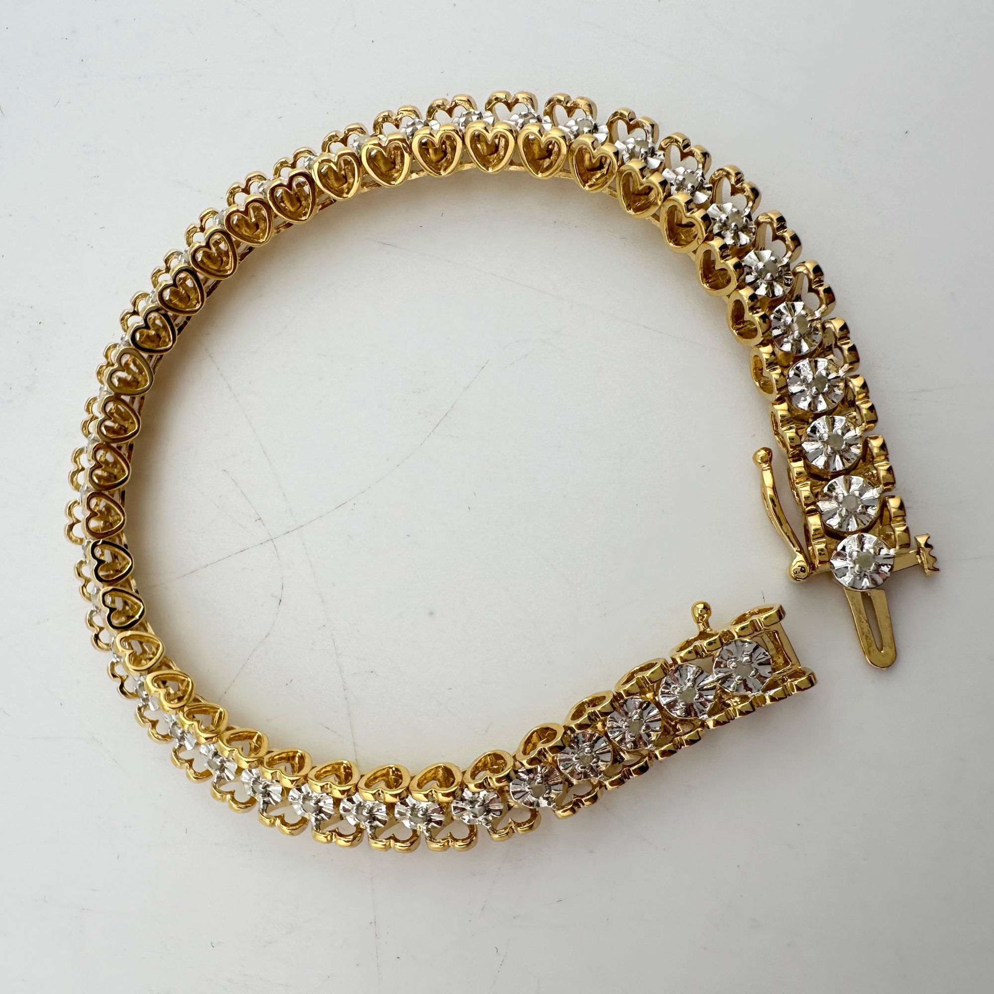 Other 1/2 Carat Diamond Bracelet w Heart Pattern on Side 14kt Gold Size ONE SIZE - 9 Thumbnail