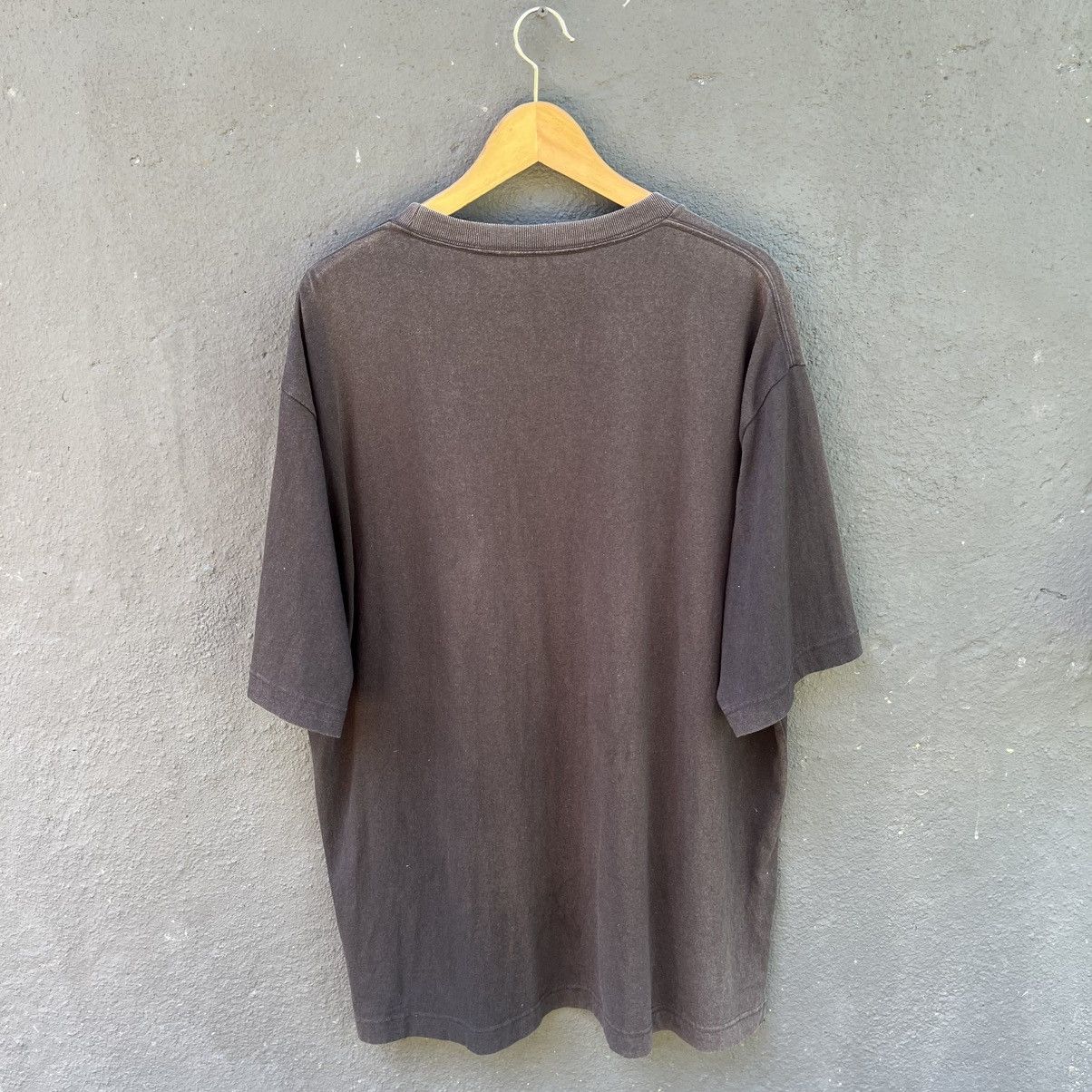 Lemaire Thrashed Faded Christophe Lemaire X Uniqlo Tee Size US XL / EU 56 / 4 - 2 Thumbnail