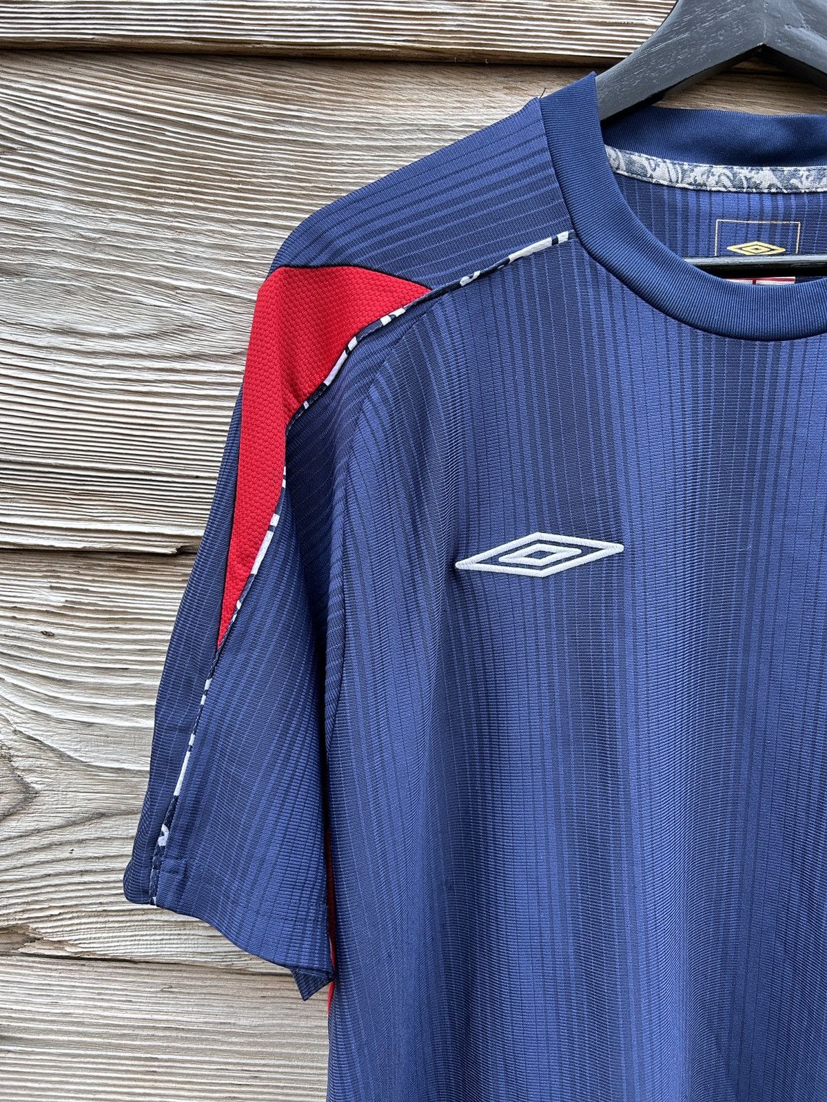 Umbro Vintage Umbro England 2006 WC Training Kit Soccer Jersey Size US XL / EU 56 / 4 - 4 Thumbnail