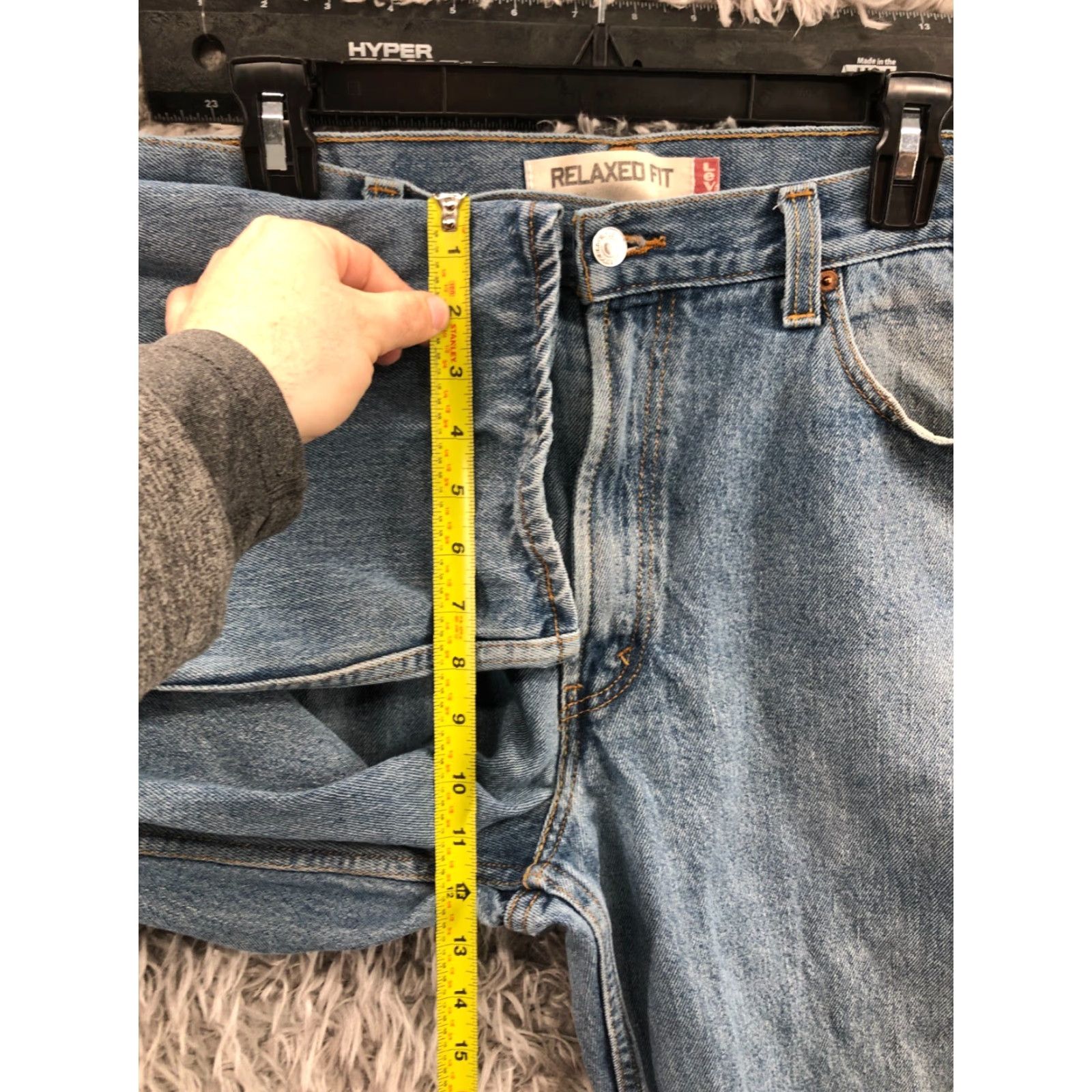 Levi's Levi's 550 Jeans Relaxed Straight Mens Size 36x32 Blue Medium Wash Distressed No Vintage No Size US 36 / EU 52 - 4 Thumbnail