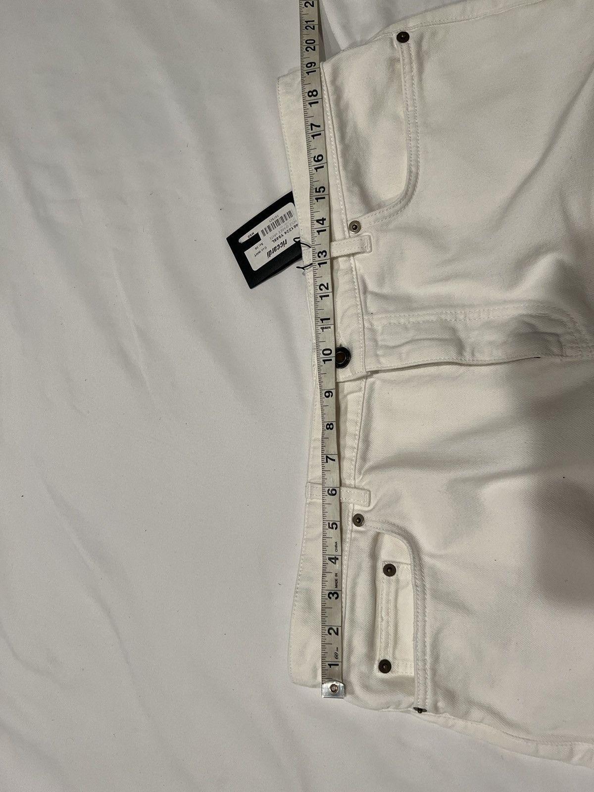Saint Laurent Paris Saint Laurent Hedi Slimane ripped jeans. 36 $990 Size US 36 / EU 52 - 6 Thumbnail