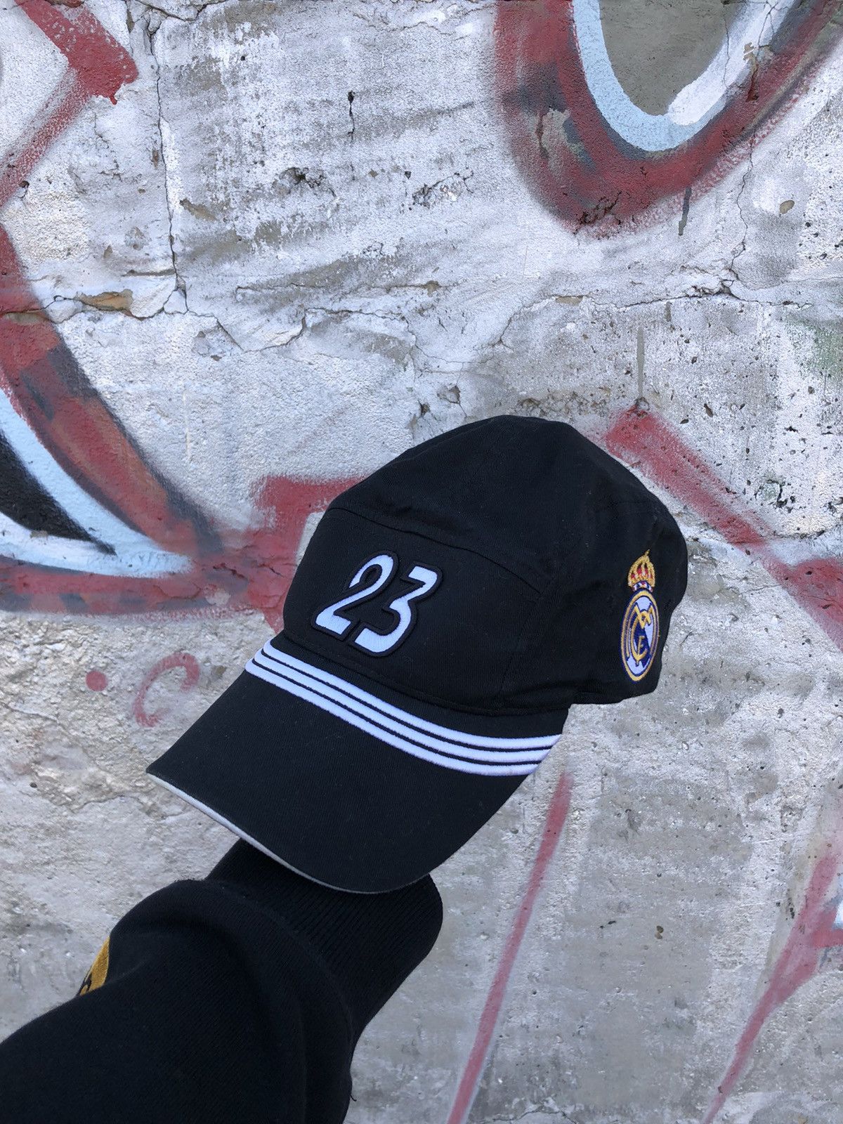 Adidas Adidas David Beckham 23 Real Madrid Vintage Cap Size ONE SIZE - 1 Thumbnail
