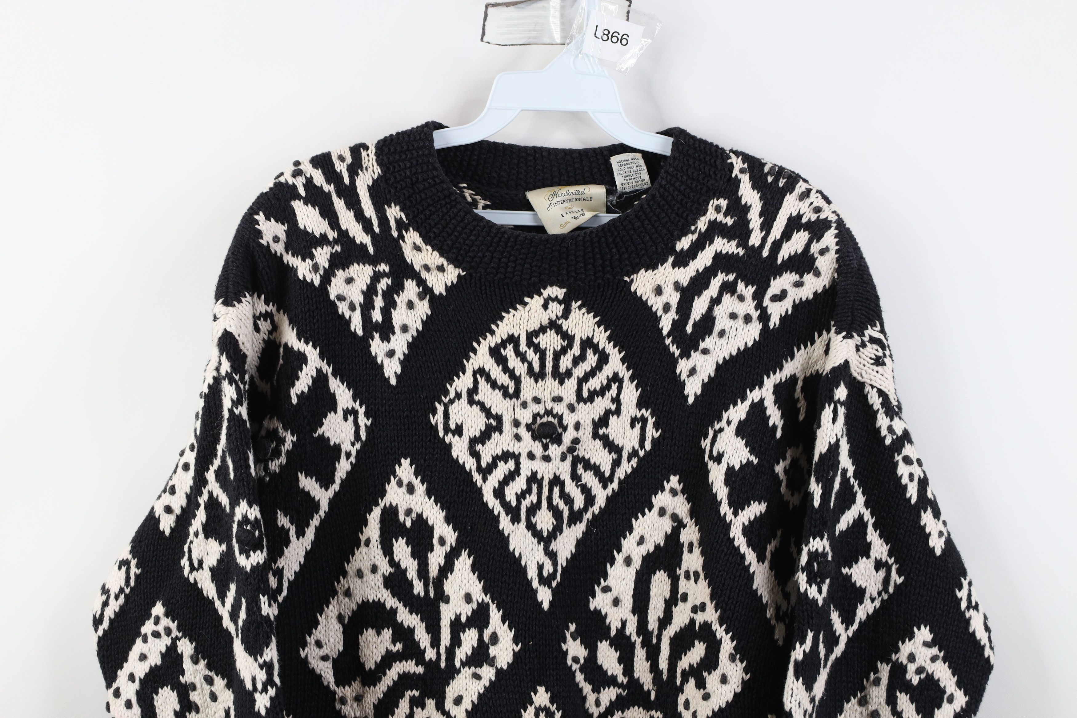 Express Vintage 90s Express Hand Knit Flower Tunic Sweater Size L / US 10 / IT 46 - 2 Thumbnail