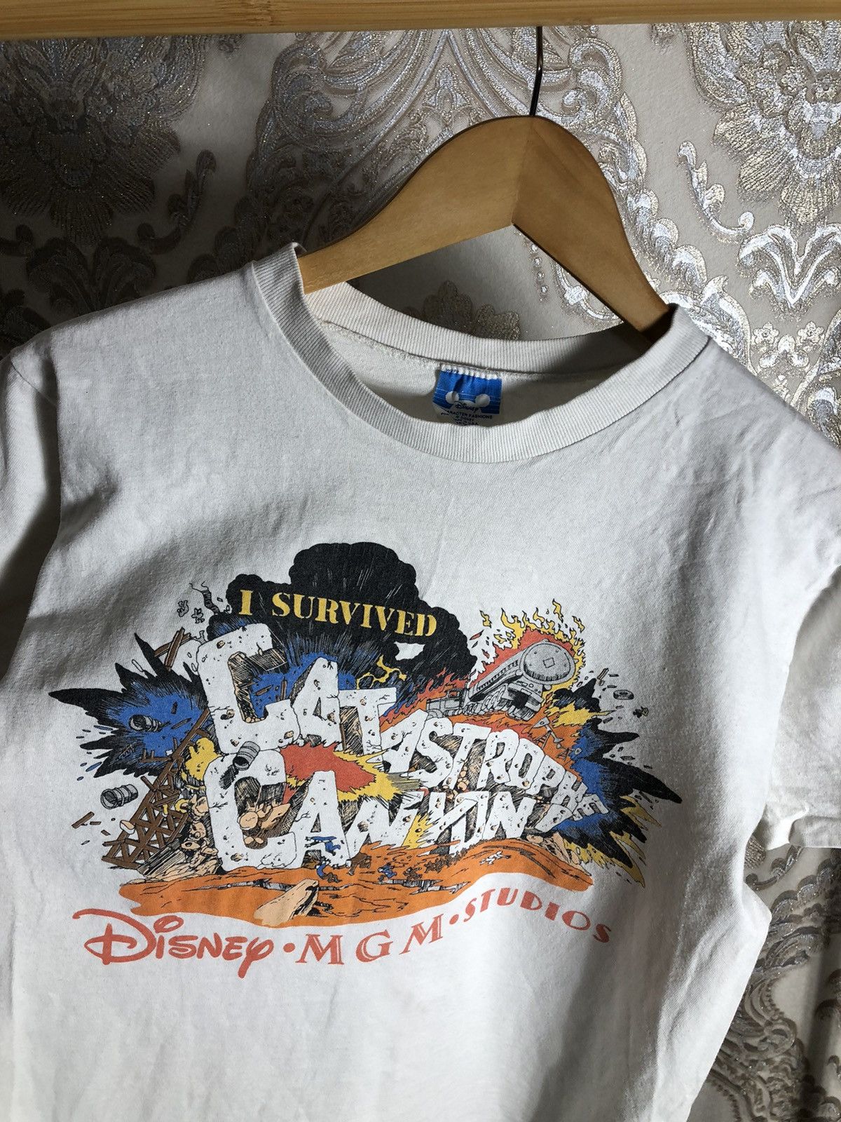 Cartoon Network VINTAGE DISNEY CATASTROPHE CANYON RETRO T-SHIRT Y2K 90s USA Size US M / EU 48-50 / 2 - 2 Thumbnail
