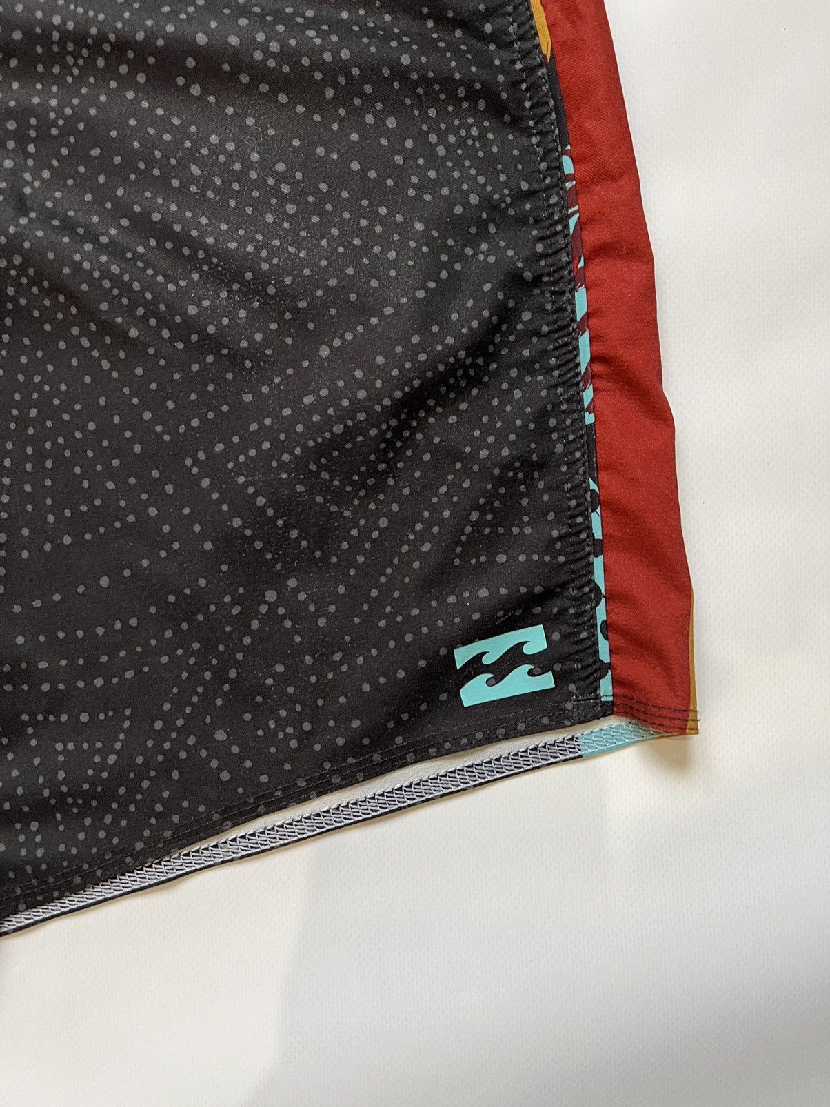 Quiksilver 🏄Billabong Surf Shorts Vintage Big Logo 90s Size US 32 / EU 48 - 3 Thumbnail