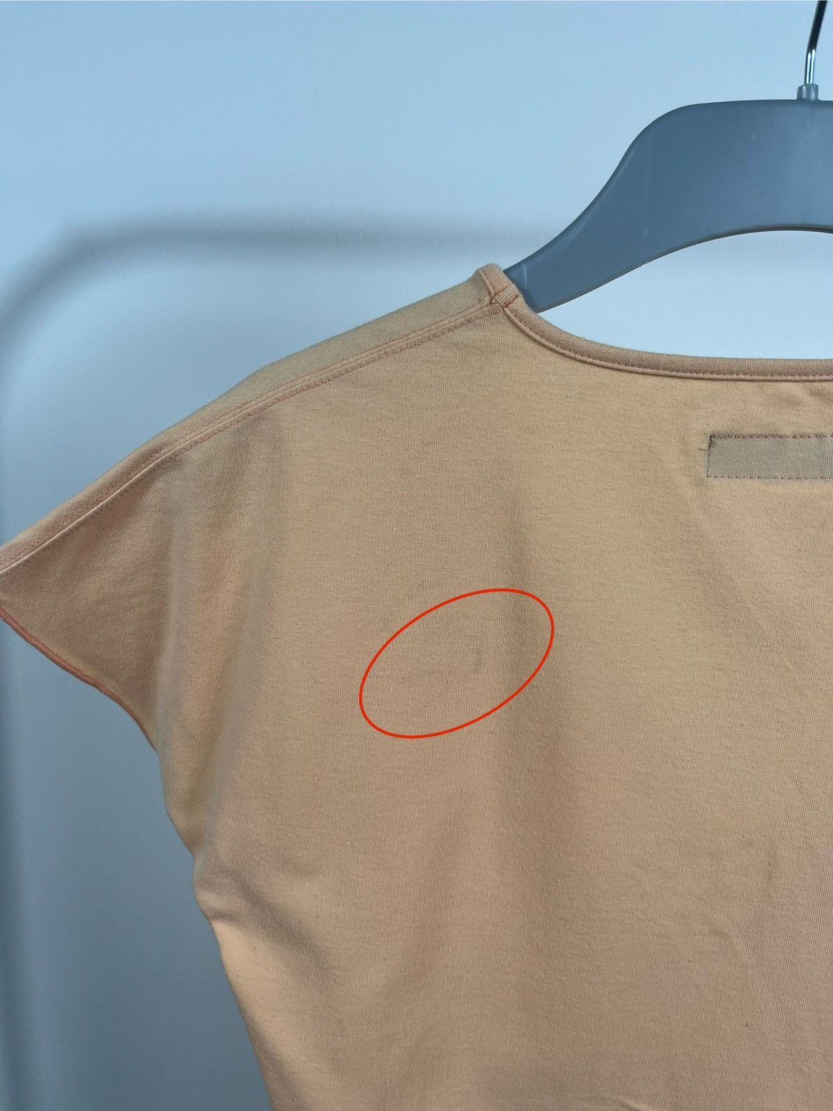 Thierry Mugler × Vintage Mugler Peach V-Neck T-Shirt Top with Lace Back – Size L Size L / US 10 / IT 46 - 9 Thumbnail