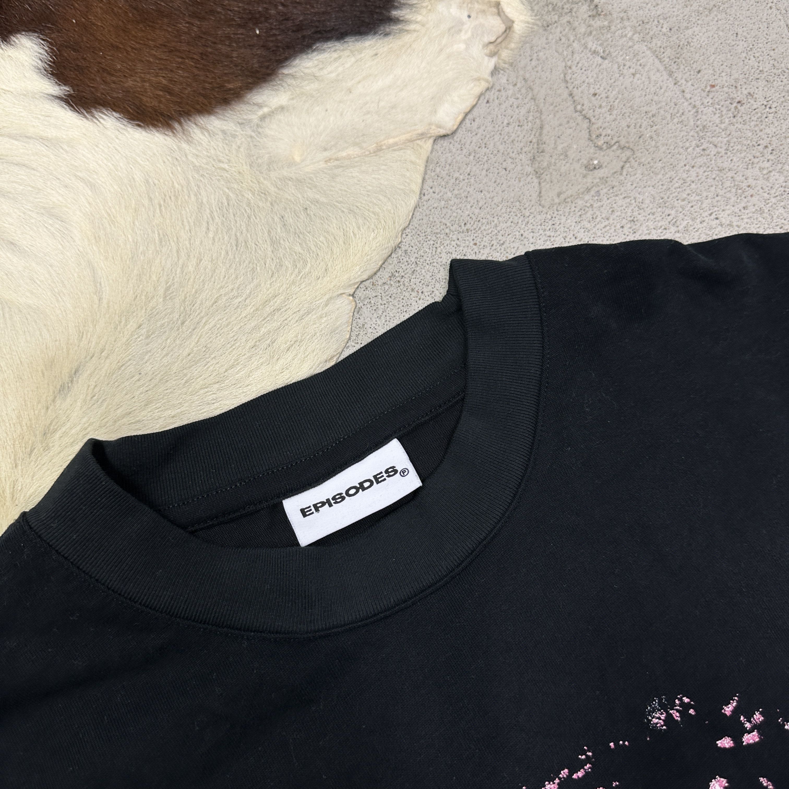 Vintage Vintage Avant Garde Opium Episodes T-shirt 00s Size US L / EU 52-54 / 3 - 6 Thumbnail