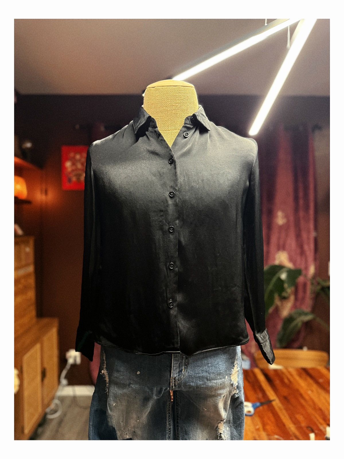 Zara ZARA Classic Black Satin Button-Up Blouse Size M / US 6-8 / IT 42-44 - 1 Thumbnail