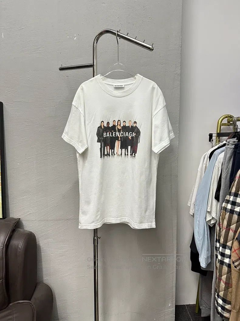 Balenciaga Balenciaga White Band Portrait Short Sleeve T-Shirt Size US S / EU 44-46 / 1 - 2 Thumbnail