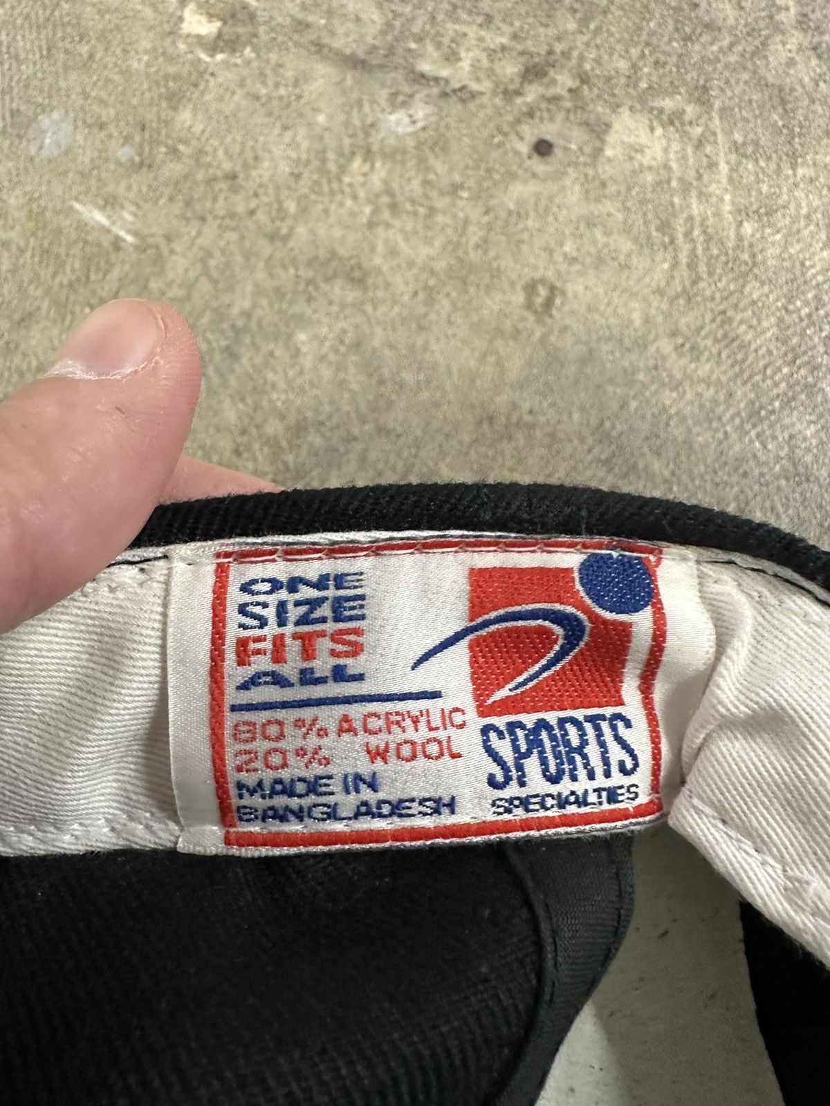 NBA × Sports Specialties × Vintage Vintage 90s Sports Specialties Detroit Pistons Wool Snapback Size ONE SIZE - 11 Thumbnail