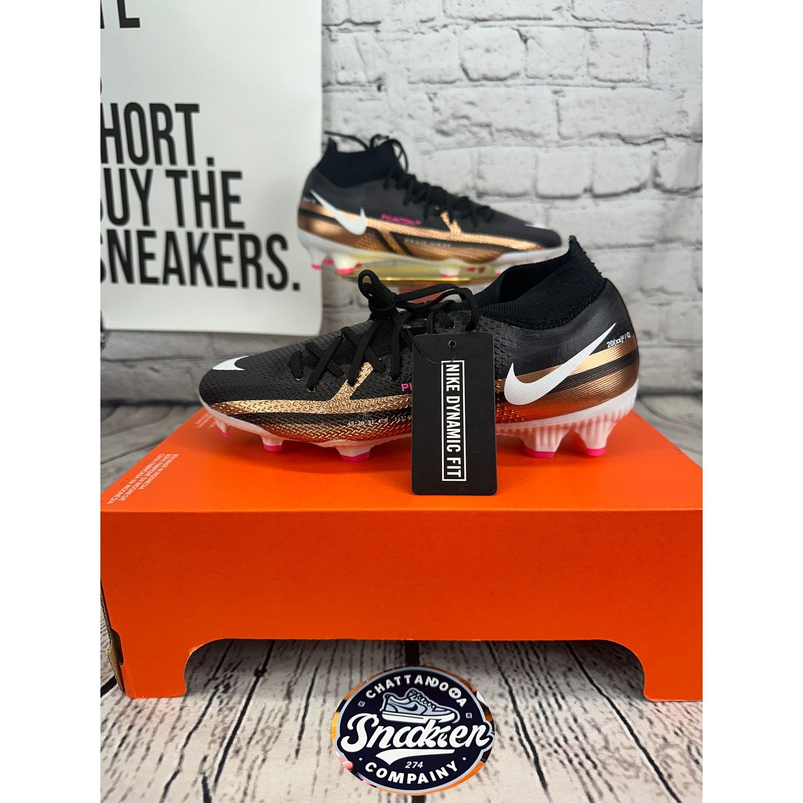 Nike Nike Phantom GT2 Pro DF FG Soccer Cleats Womens 7 Black Size US 7 / IT 37 - 1 Thumbnail