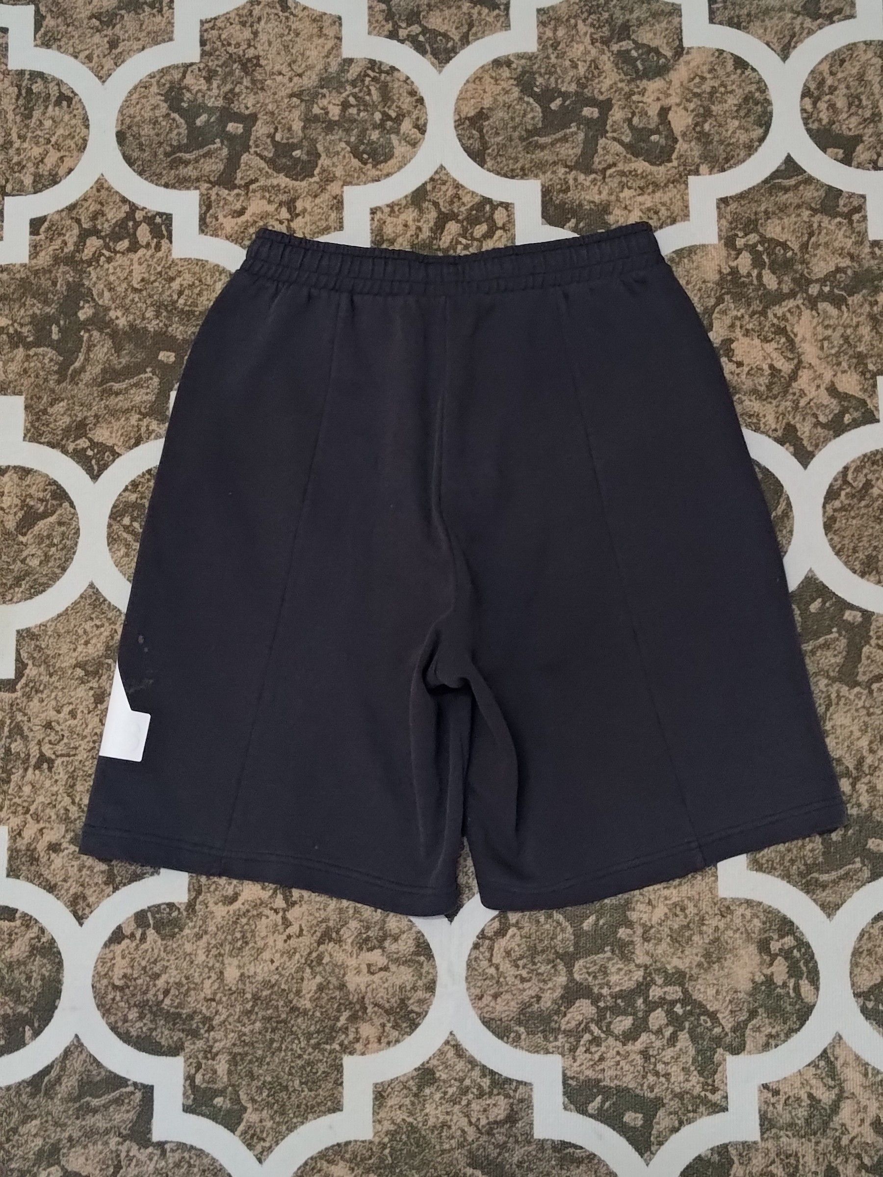 Adidas Adidas Future Icons Badge of Sport Shorts Size US 32 / EU 48 - 3 Thumbnail