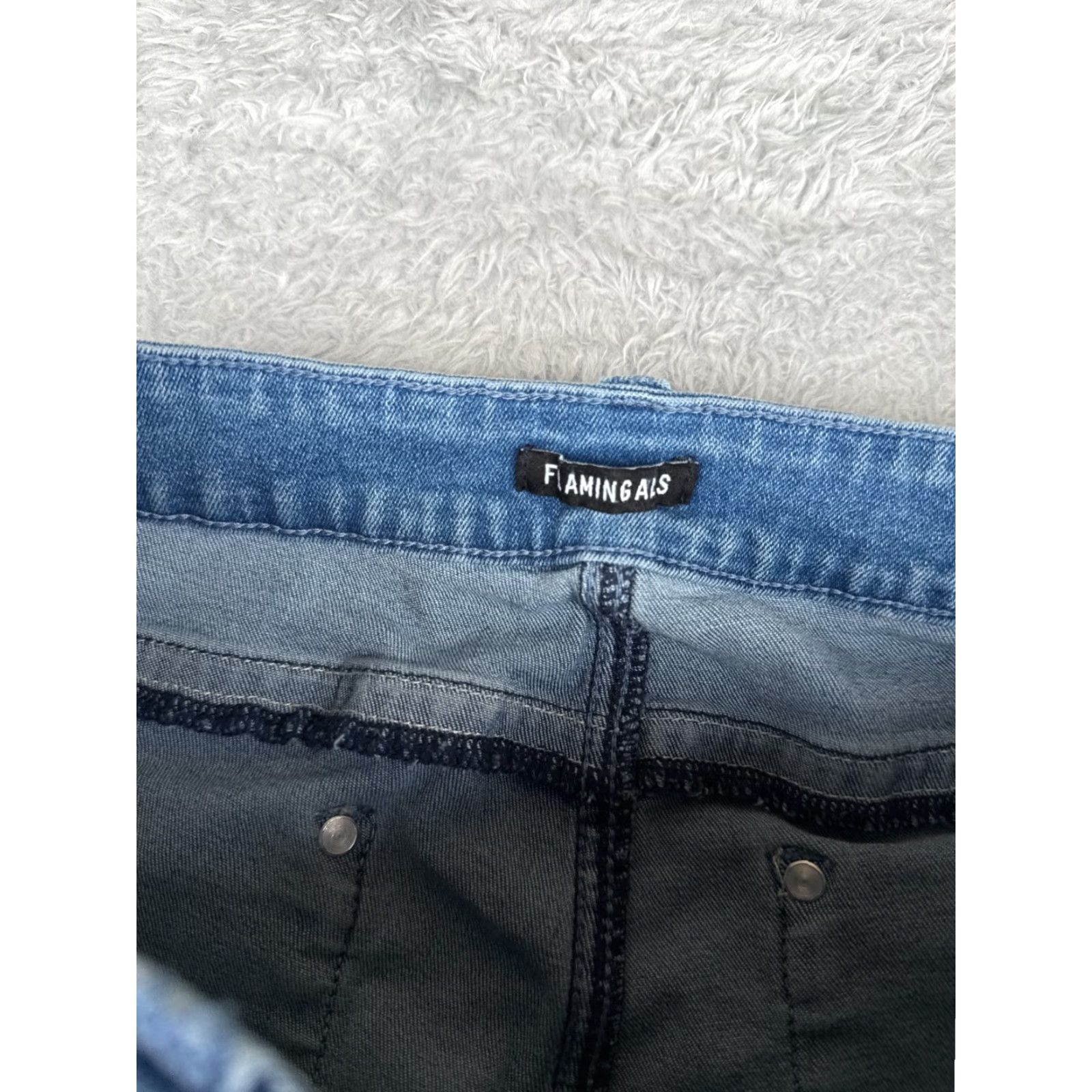 Old Navy Flamin Gals Jeans Old Navy Womens Jeans Bootcut 30x31 Blue Denim Mid Rise Cotton Blend 5-Pocket Zipper Button Stretch Regular Vintage No Size 30" / US 8 / IT 44 - 6 Thumbnail
