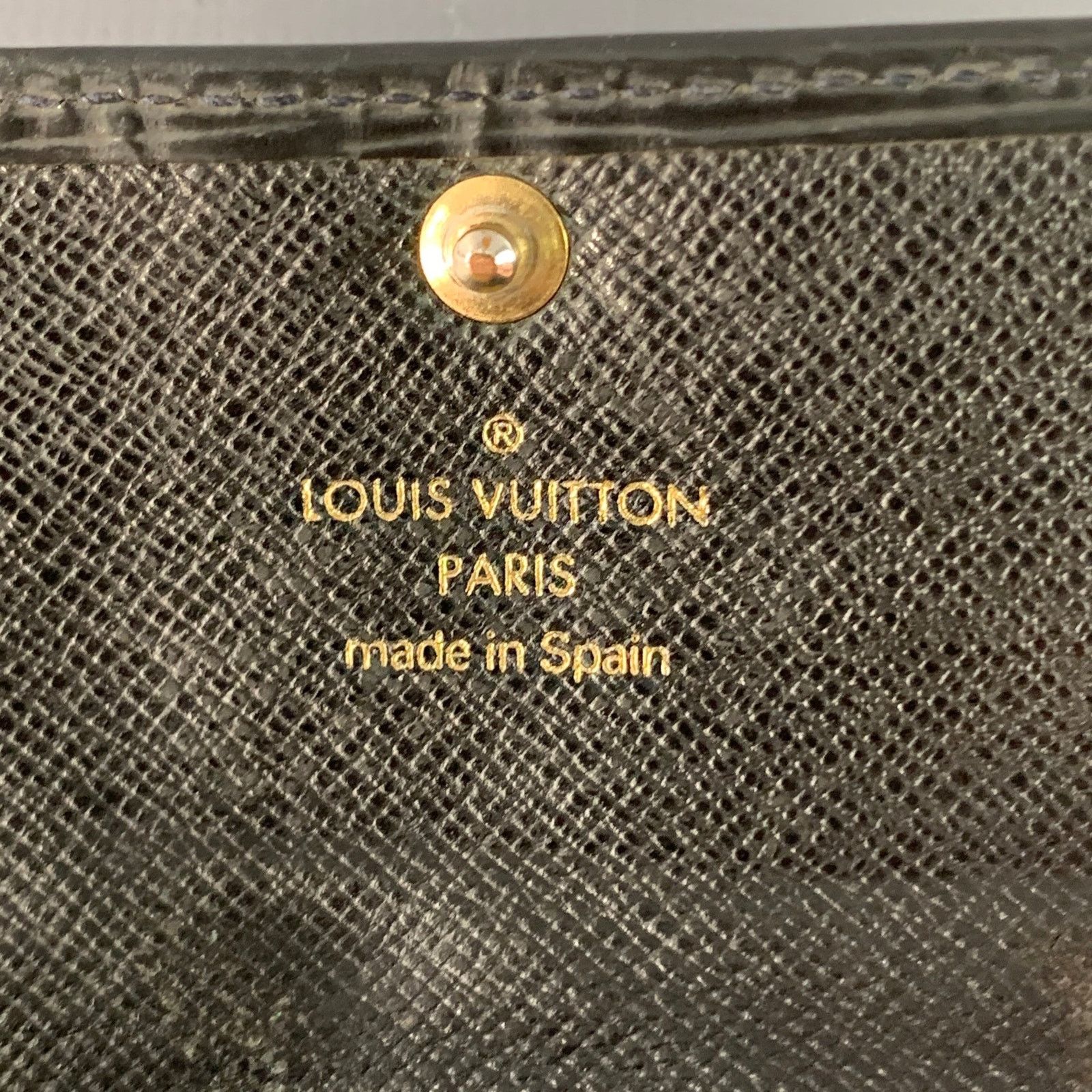 Louis Vuitton LOUIS VUITTON Black Epi Leather Four Ring Key Holder Size ONE SIZE - 4 Thumbnail