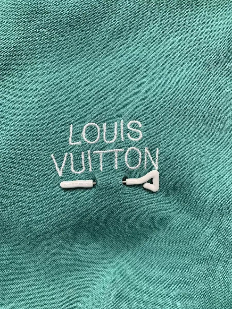 Louis Vuitton LV Lake Green Embroidered Logo Hoodie S Size US S / EU 44-46 / 1 - 7 Thumbnail