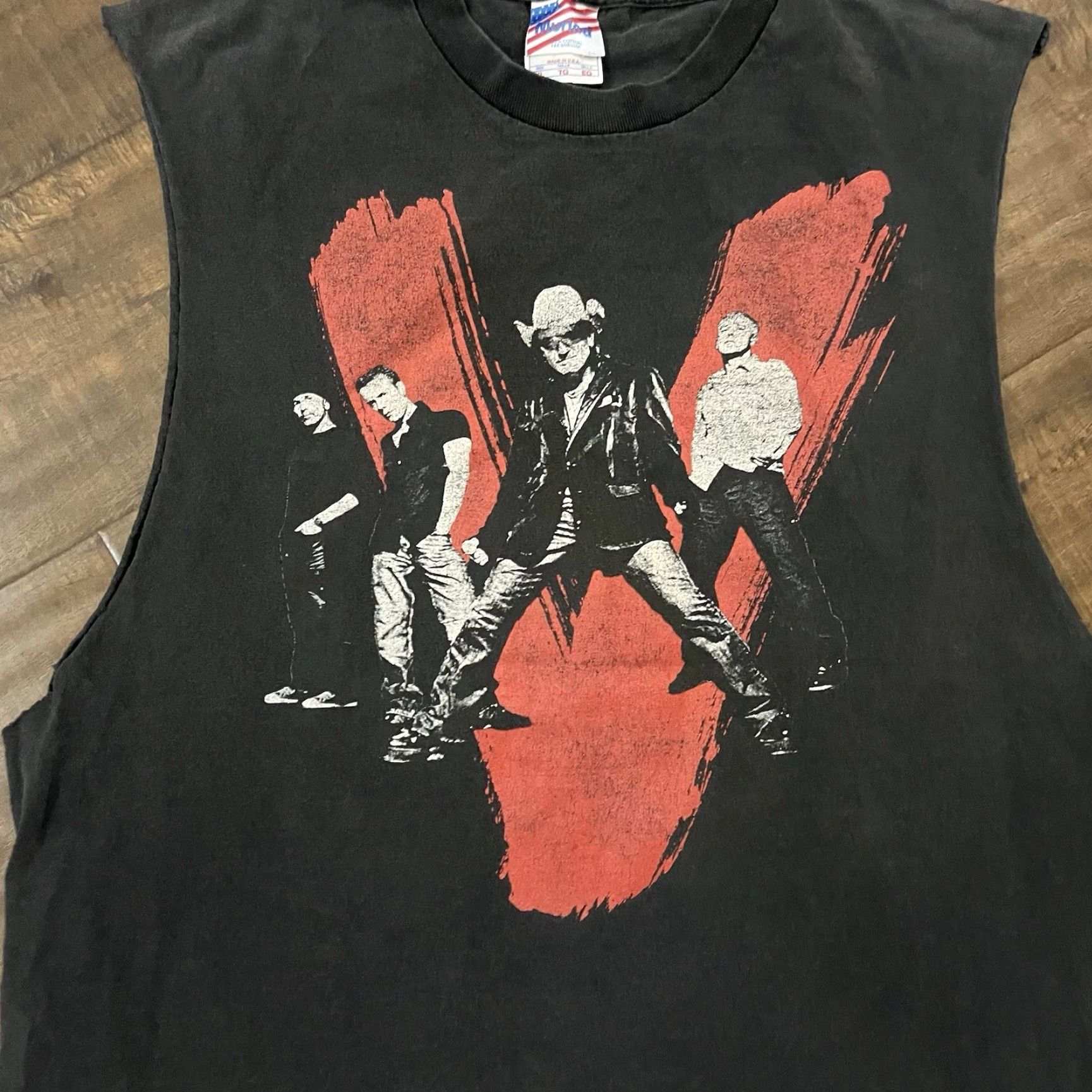 Vintage VINTAGE U2 2005 VERTIGO TOUR T-SHIRT Mens XL Black Bono Y2K Band Murina Graphic Print Sleeveless Crew Neck Cotton Size US XL / EU 56 / 4 - 2 Thumbnail