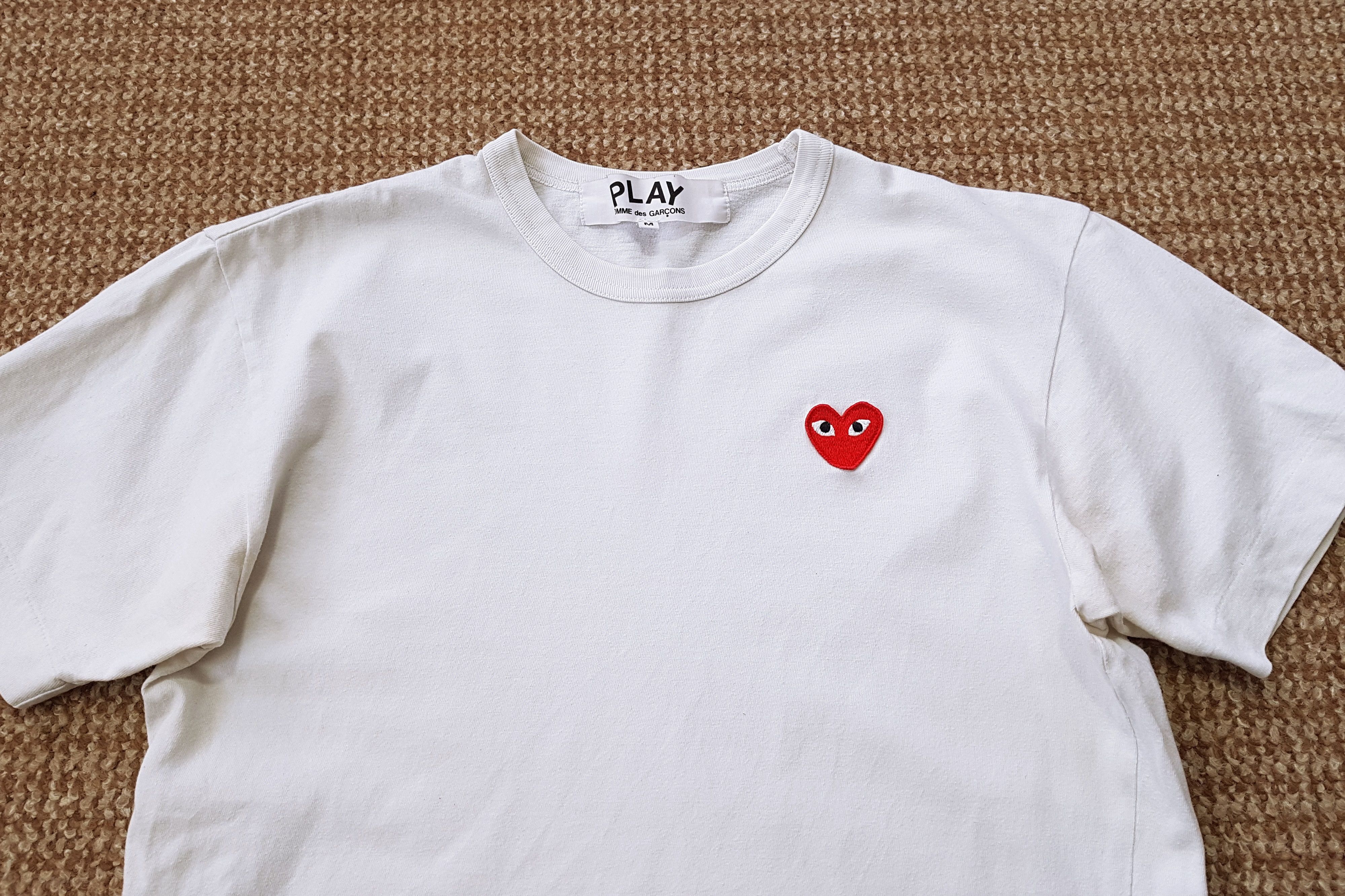 Comme des Garcons PLAY Comme des Garcons PLAY CDG T Shirt made in Japan sz M Size US M / EU 48-50 / 2 - 5 Thumbnail