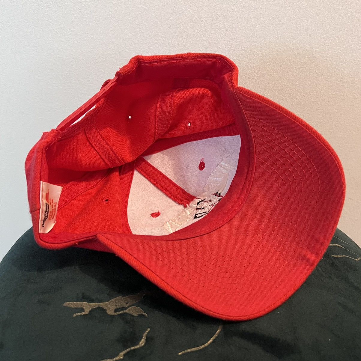 Other Vintage University of Wisconsin Badgers Red Snapback Hat Size ONE SIZE - 6 Thumbnail