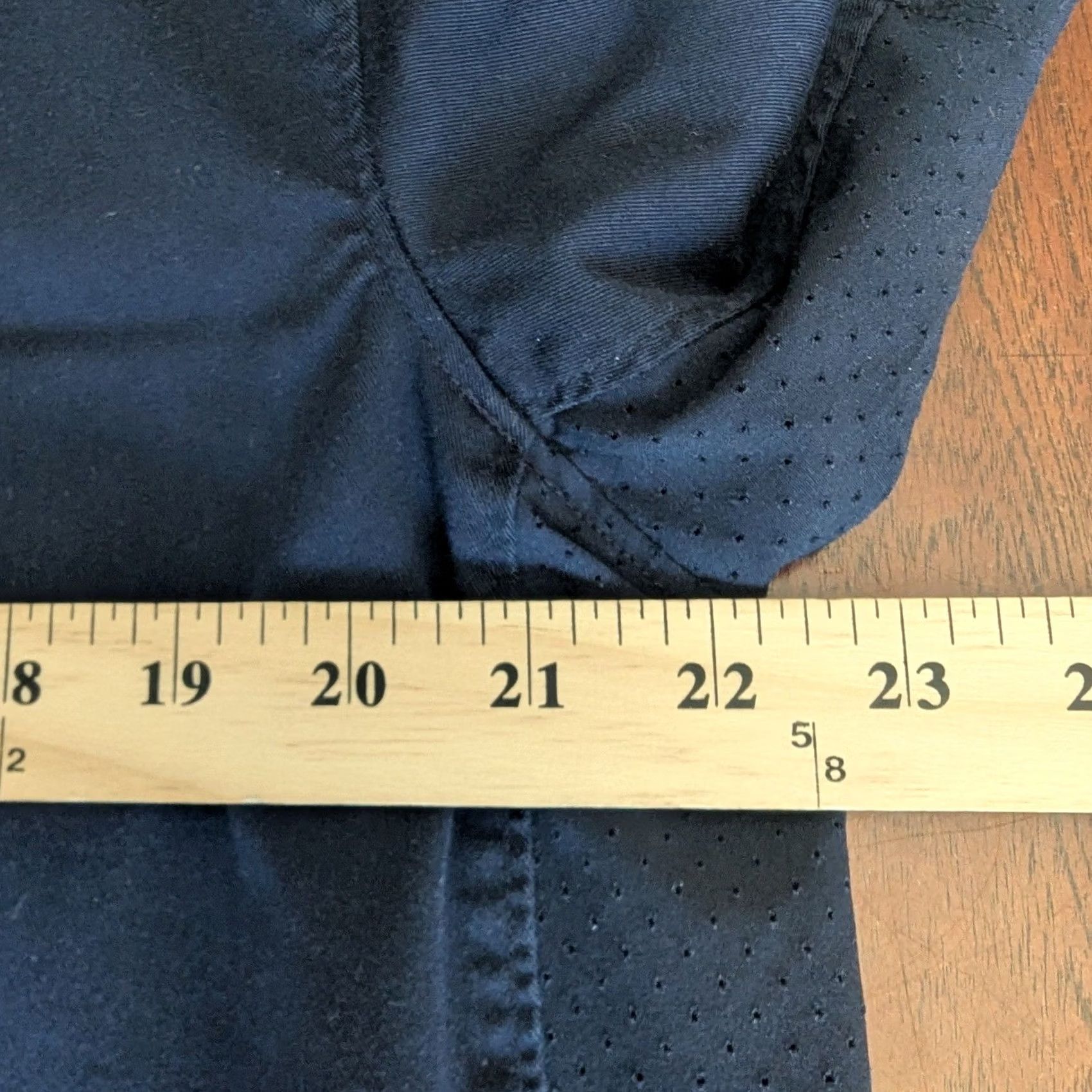 Vintage 5.11 Tactical Button-Up Shirt Navy Blue Short Sleeve Pockets Workwear Moisture Wicking Outdoor Rugged Button-Up Mens L Blue Size L / US 10 / IT 46 - 8 Thumbnail