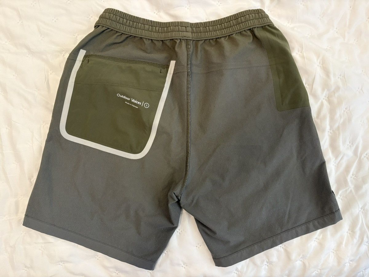 Outdoor Voices Outdoor Voices RecTrek 7” Short (size small ~30W) Size US 30 / EU 46 - 7 Thumbnail