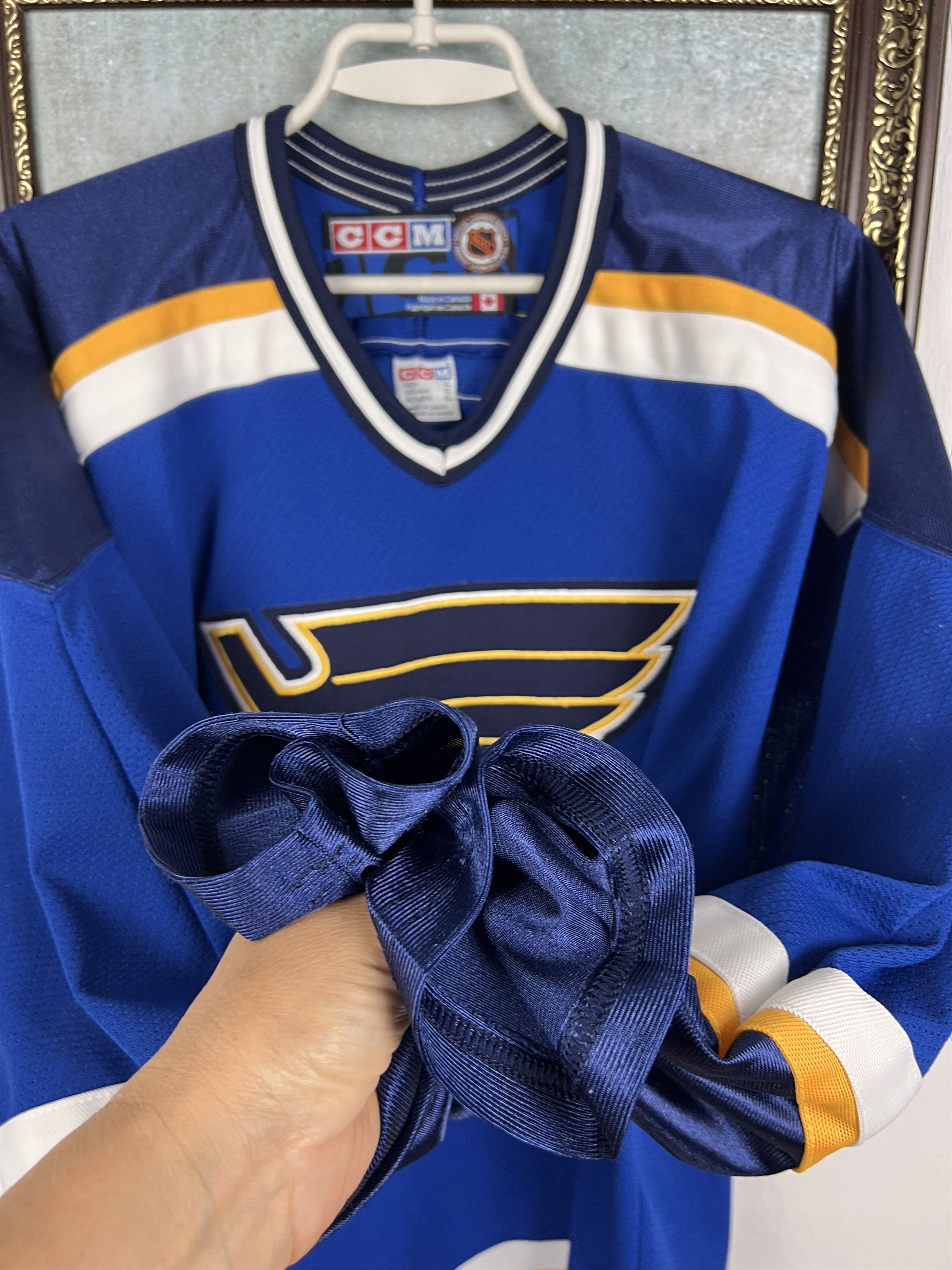 Ccm Vintage St. Louis Blues Ice Hockey Jersey NHL Trikot Rare Size US XL / EU 56 / 4 - 6 Thumbnail