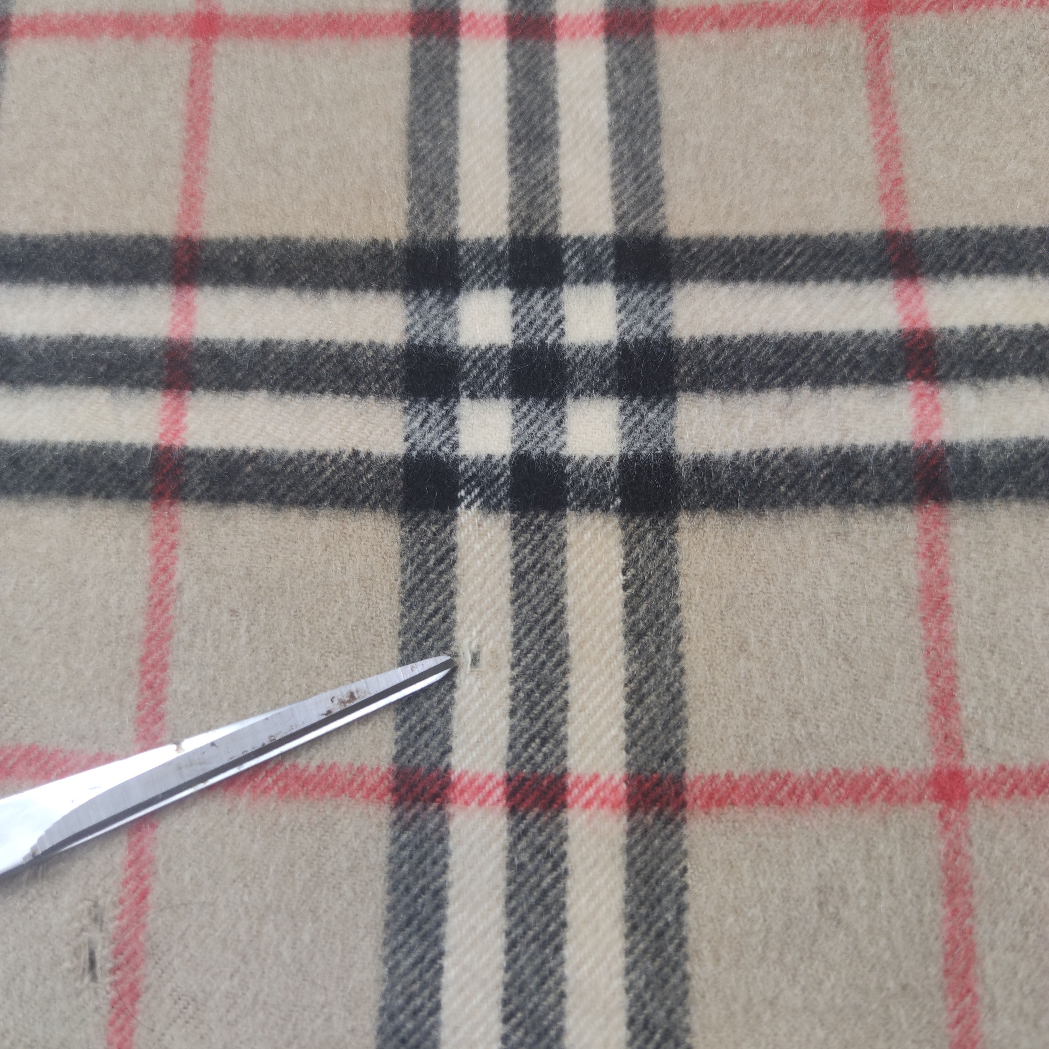 Burberry Burberry Nova Check Scarf/Muffler/Cashmere S434 Size ONE SIZE - 2 Thumbnail