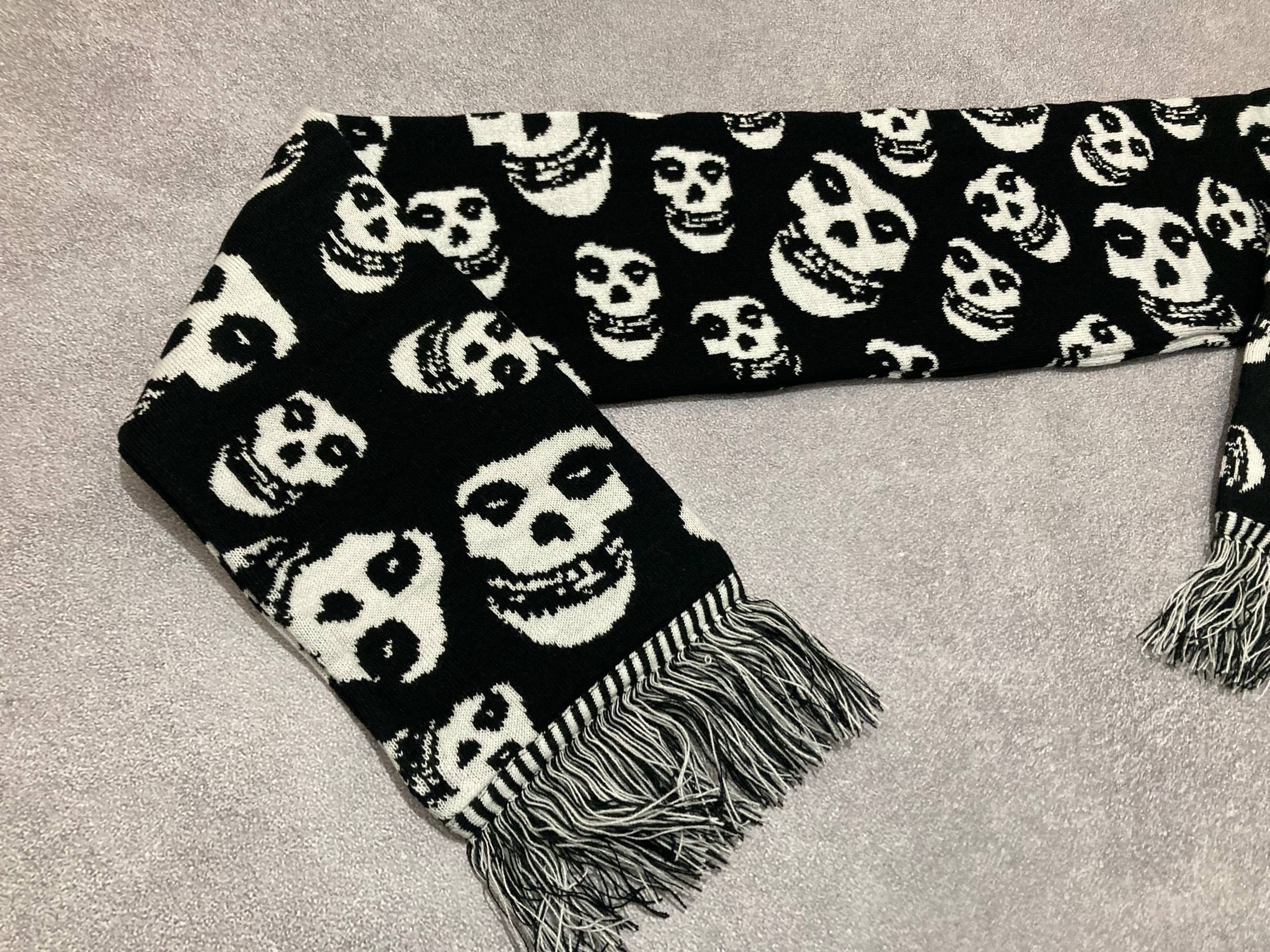 Other Scarf Misfits - The Crimson Ghost - band metal rock metal Size ONE SIZE - 2 Thumbnail