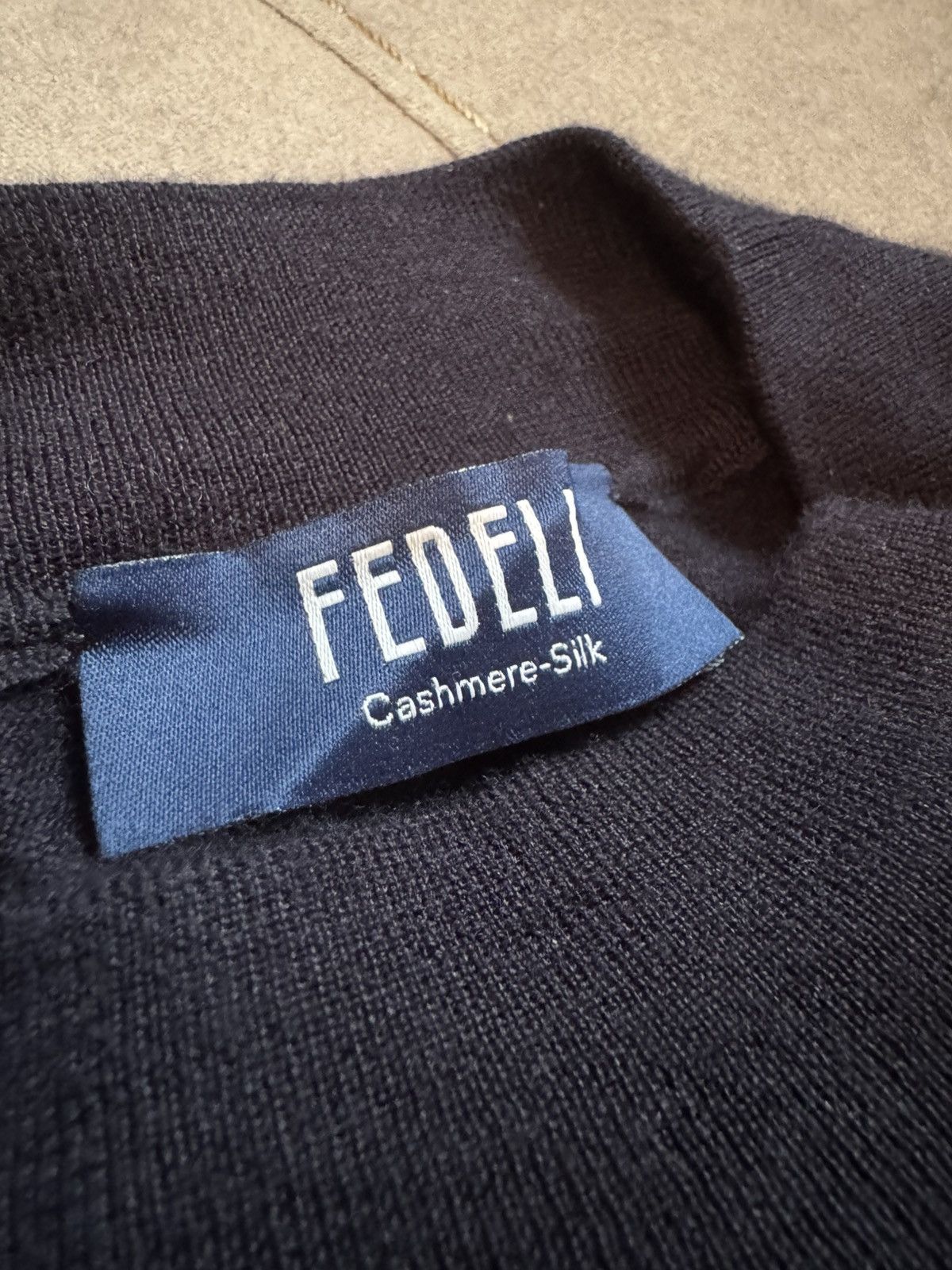 Fedeli FEDELI jumper 54 but FITS SMALLER CHECK PHOTOS FOR TAPE SIZE Size US L / EU 52-54 / 3 - 10 Thumbnail