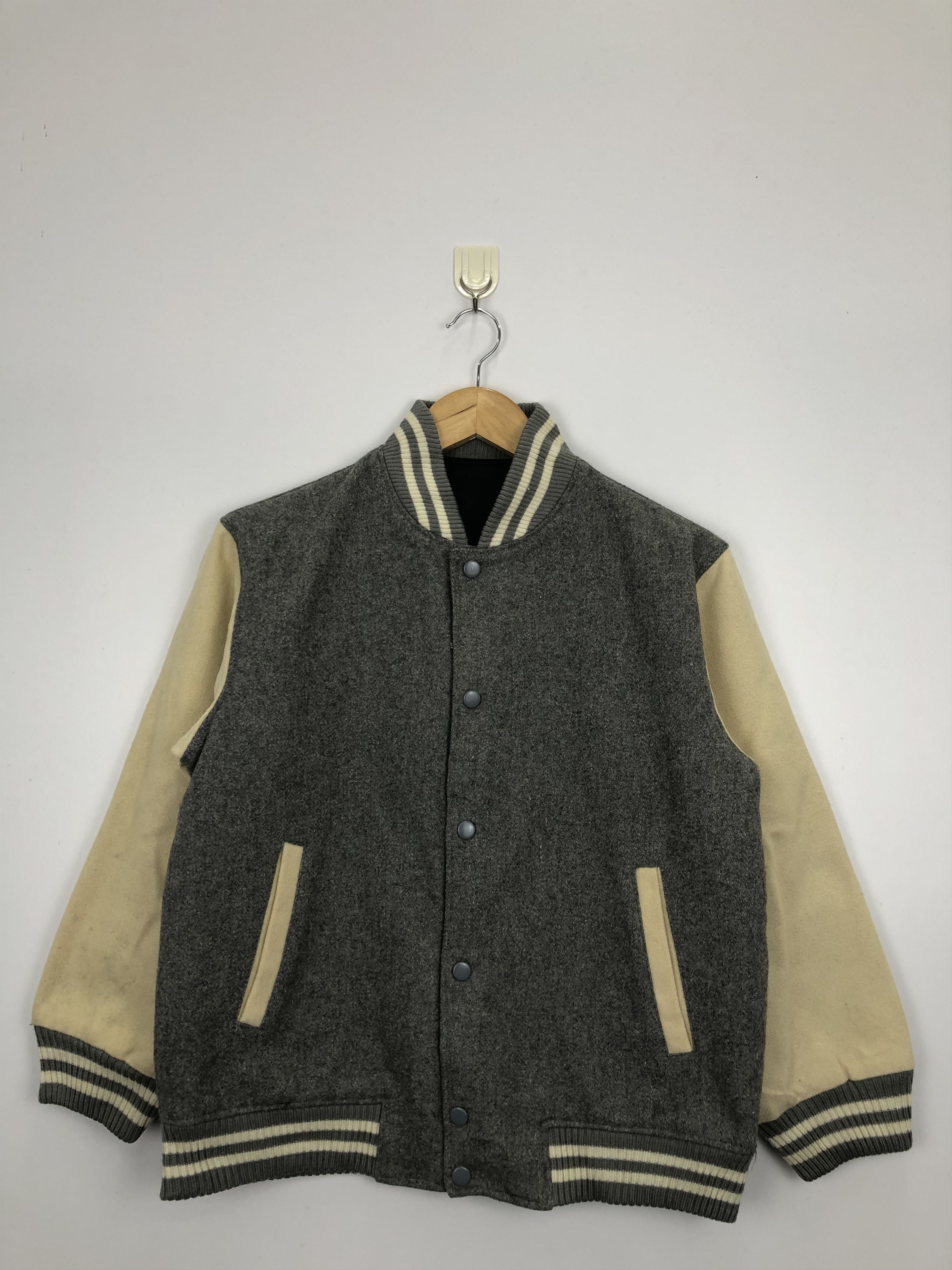 Japanese Brand Vintage Japanese Brand Reversible Wool Varsity Jacket V0345 Size US L / EU 52-54 / 3 - 4 Thumbnail