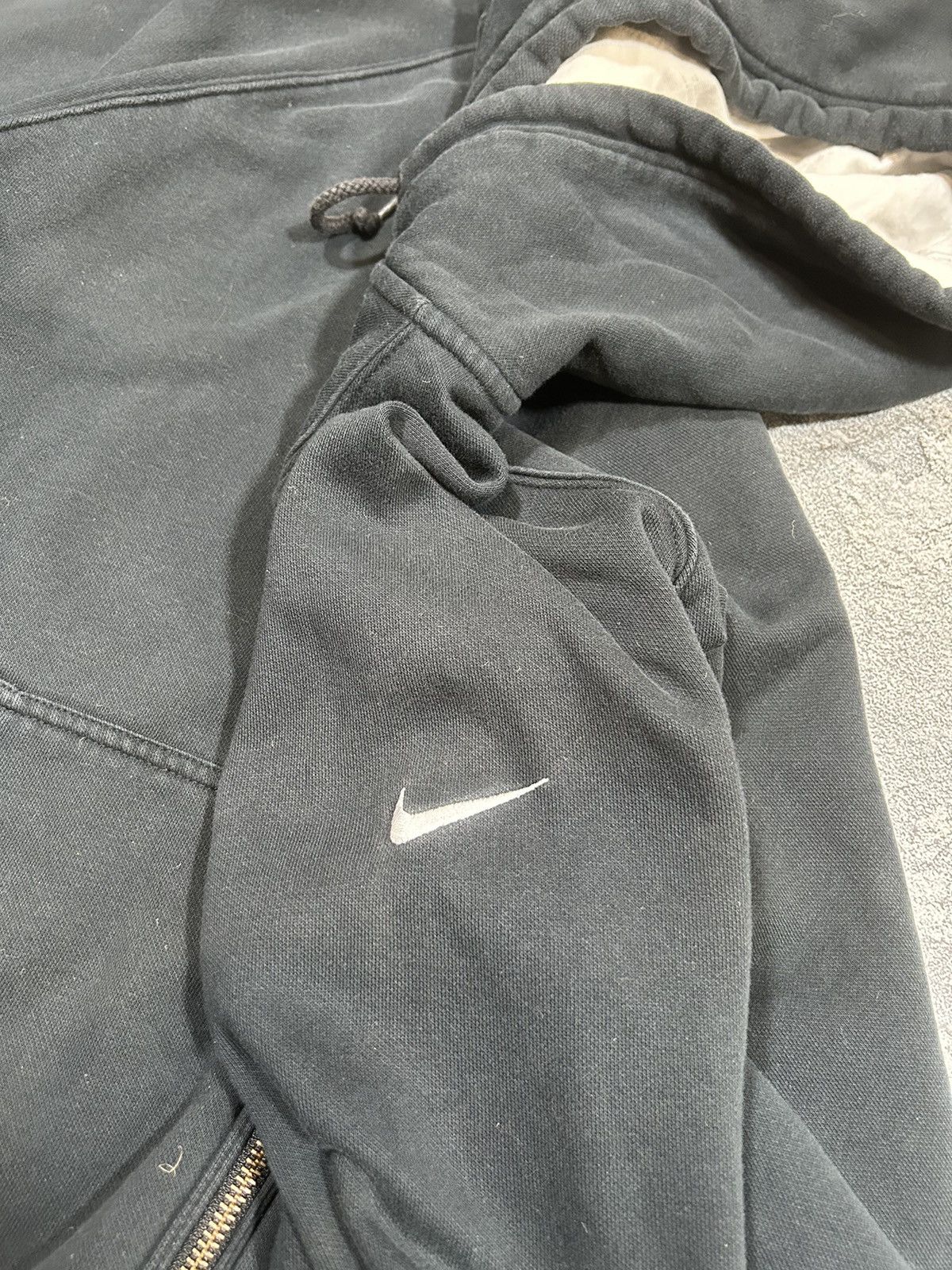 Nike × Vintage NIKE VINTAGE CENTER LOGO OVERSIZE BOXY ZIP HOODIE Size US XL / EU 56 / 4 - 5 Thumbnail