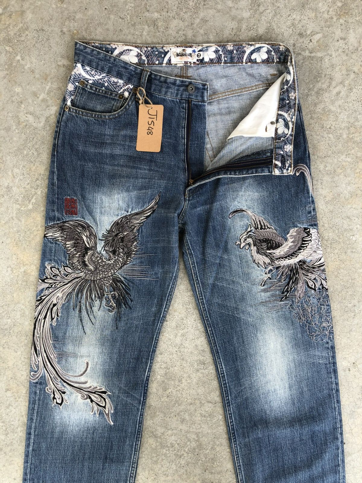 Karakuri Tamashii Karakuri Tamashii Embroidered Jeans Distressed Denim Size US 33 - 3 Thumbnail