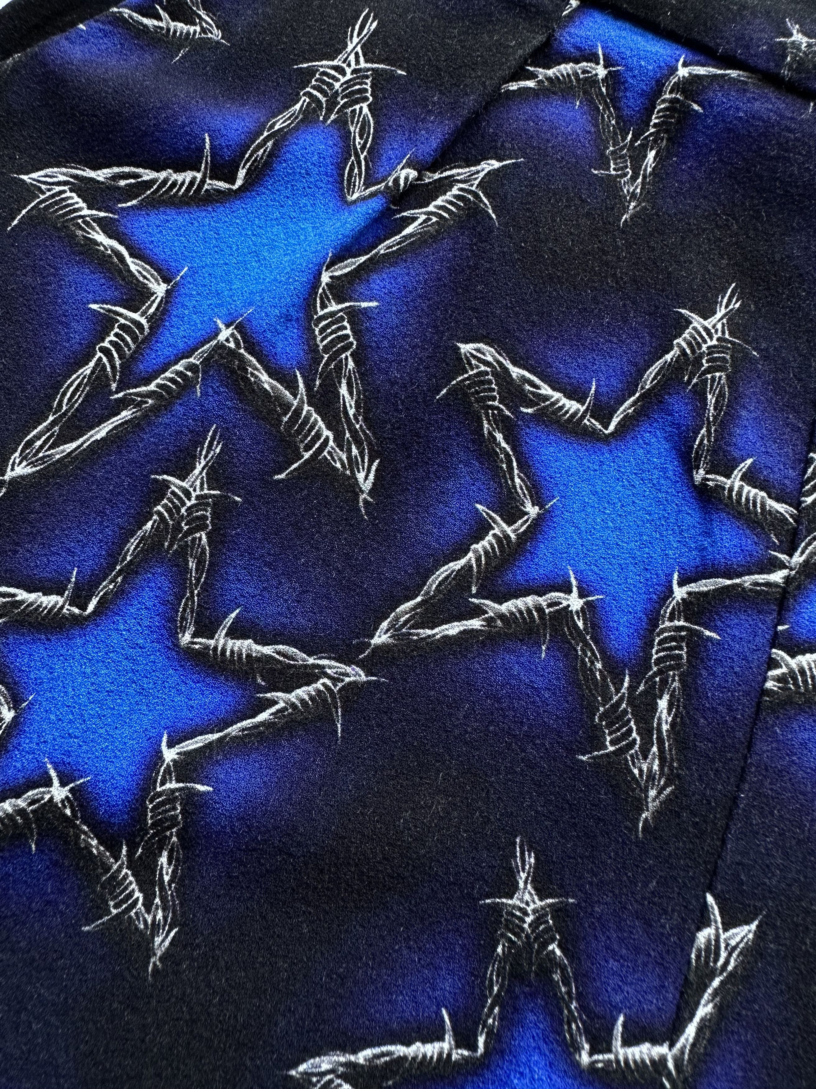 Just Cavalli × Roberto Cavalli Just Cavalli barbwire stars print shorts Size 26" / US 2 / IT 38 - 3 Thumbnail