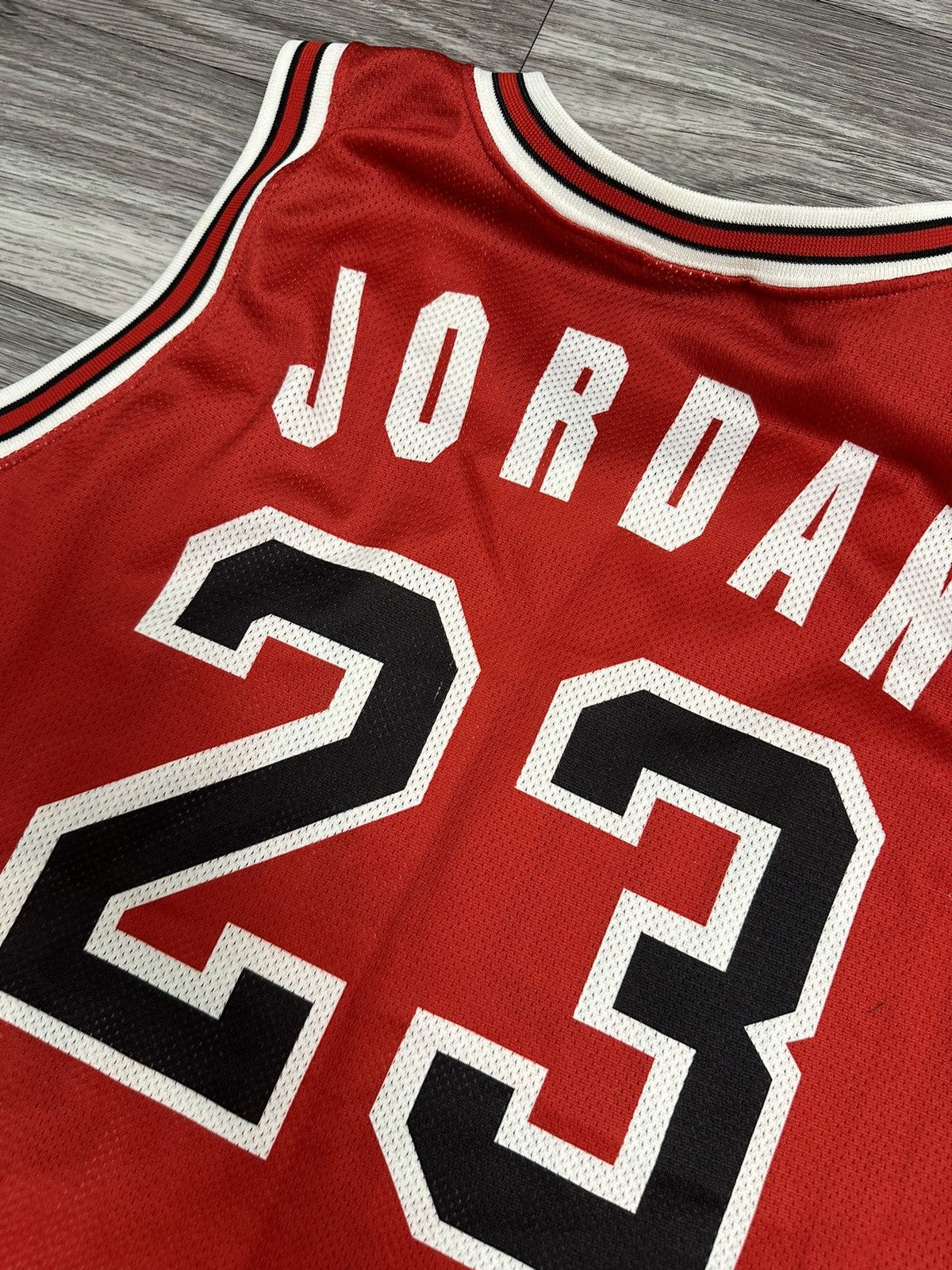 Champion Champion Chicago Bulls 23 Jordan Vintage Red Jersey hype Size US L / EU 52-54 / 3 - 4 Thumbnail