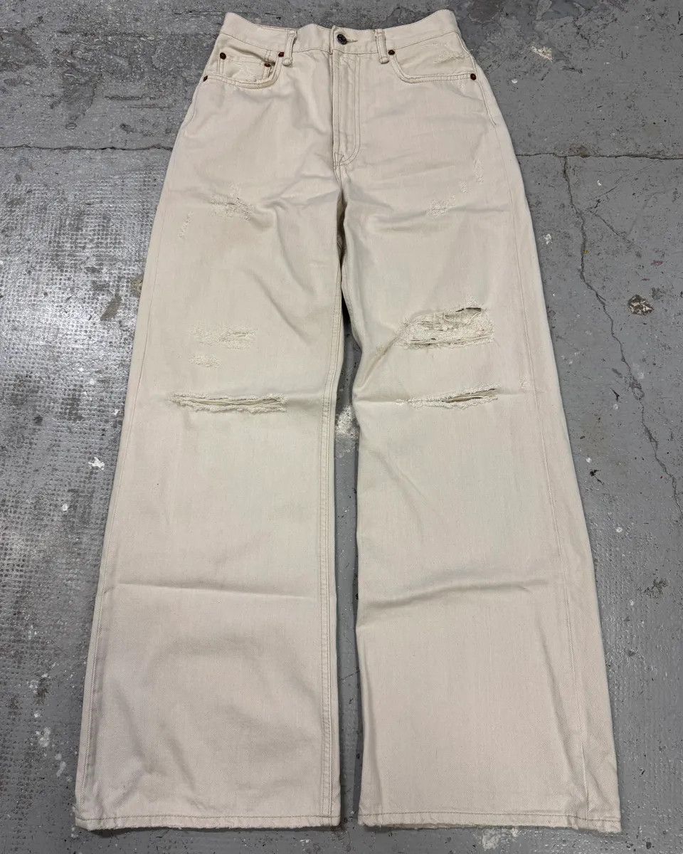 Acne Studios FW2022 Acne Studios White Destroyed Baggy White Denim Jeans Size US 39 - 1 Thumbnail