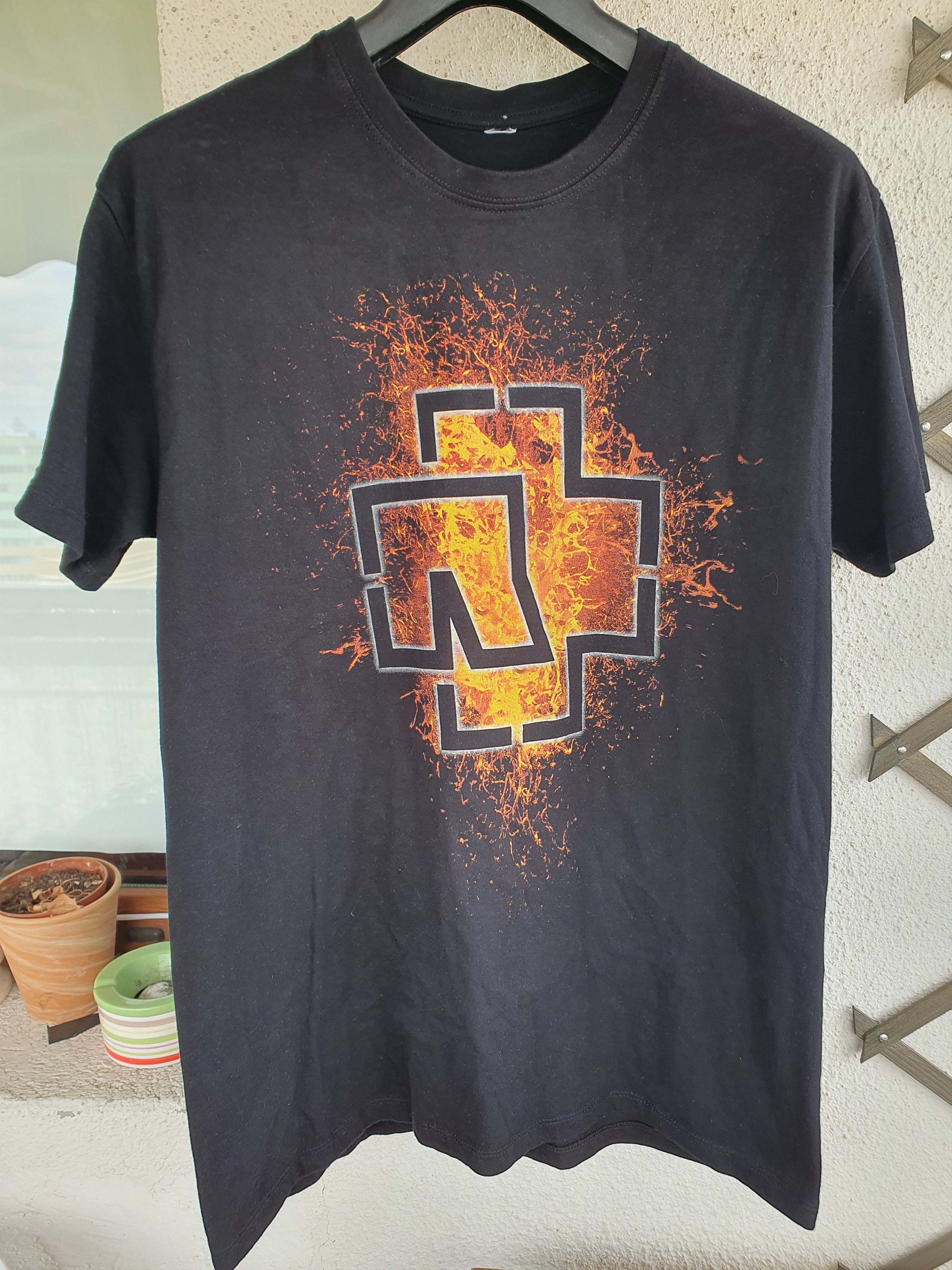 Band Tees Rammstein Hier Kommt Die Sonne Band t-shirt sz L Size US L / EU 52-54 / 3 - 1 Thumbnail