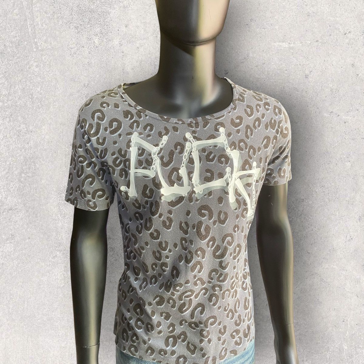 Vivienne Westwood Bone Tromp-lie “Fuck” Leopard Tee Size US S / EU 44-46 / 1 - 3 Thumbnail