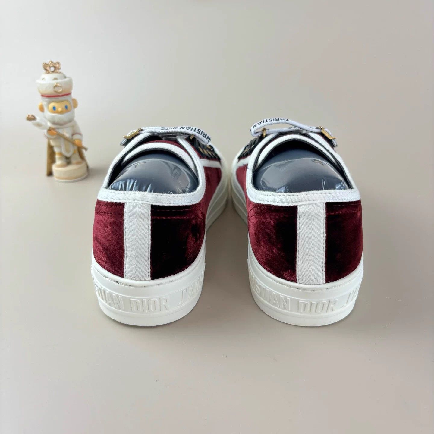 Dior Dior Burgundy Mink Fur Logo Strap Sneakers 36.5 Size US 5.5 / IT 35.5 - 3 Thumbnail