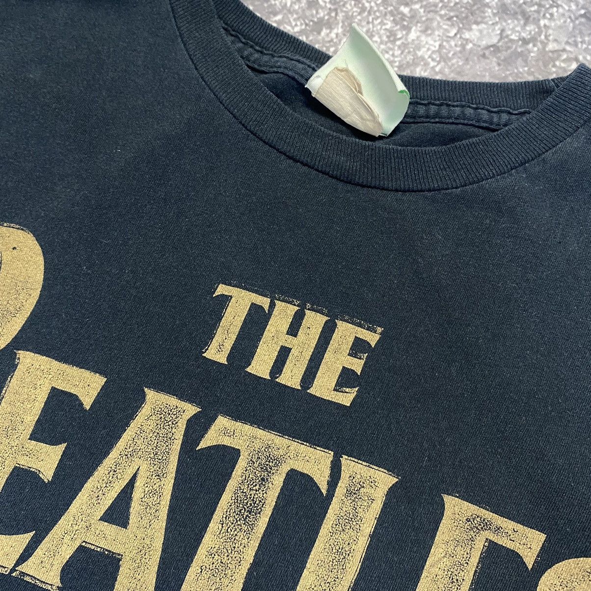 Band Tees Vintage The Beatles 2005 big logo rock band tee Size US M / EU 48-50 / 2 - 3 Thumbnail