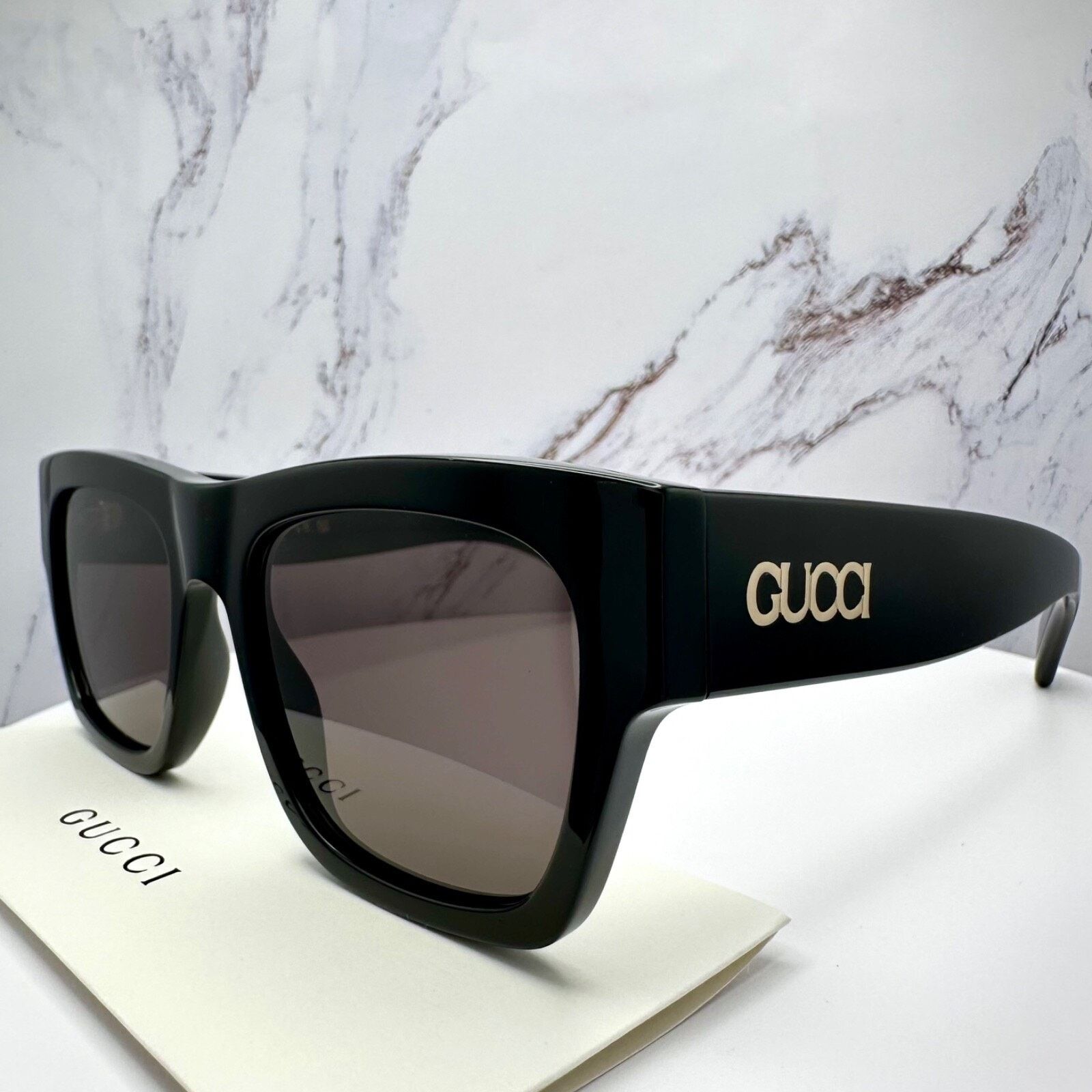Gucci New GUCCI Sunglasses 2025 Collection Black Gold Letter Logo Size ONE SIZE - 18 Thumbnail