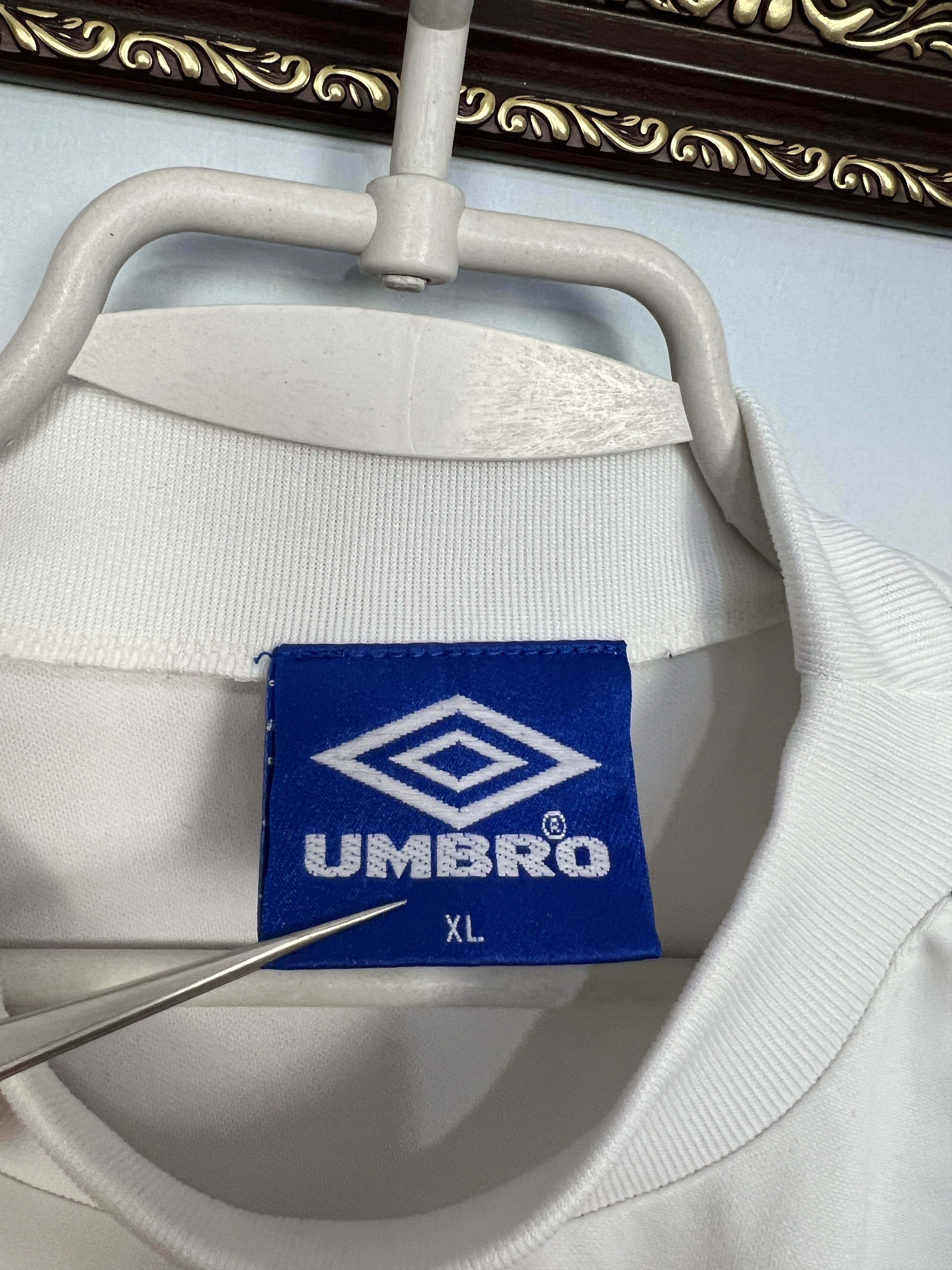 Umbro Vintage 90's England Football Shirt Soccer Train Jersey Rare Size US XXL / EU 58 / 5 - 6 Thumbnail