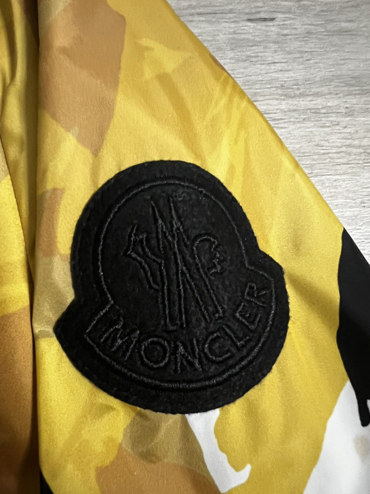Moncler Genius MONCLER GENIUS 2 MONCLER 1952 CAMO WINDBREAKER Size US M / EU 48-50 / 2 - 2 Thumbnail