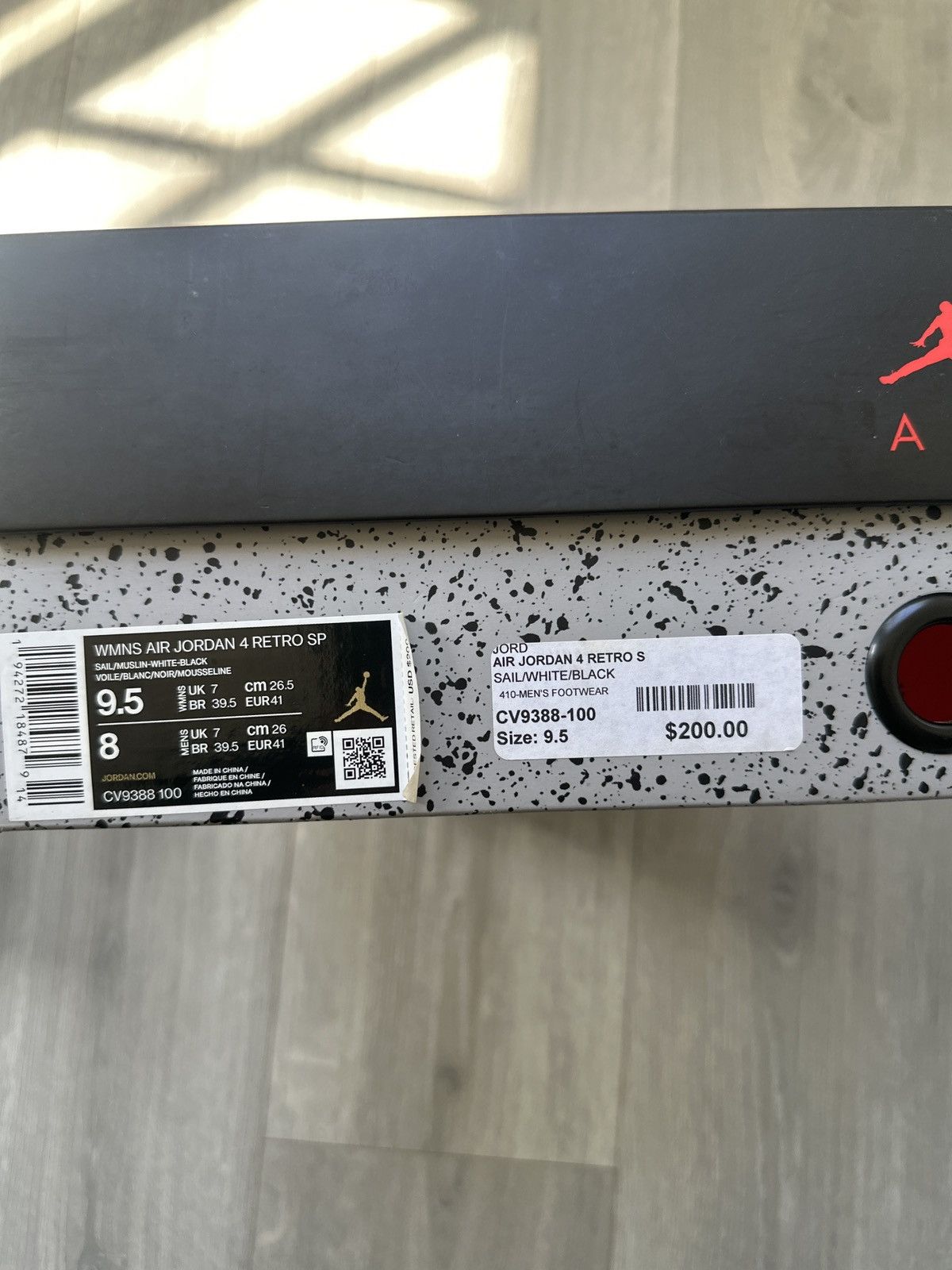 Jordan Brand Off White Air Jordan 4 Size US 8 / EU 41 - 8 Thumbnail