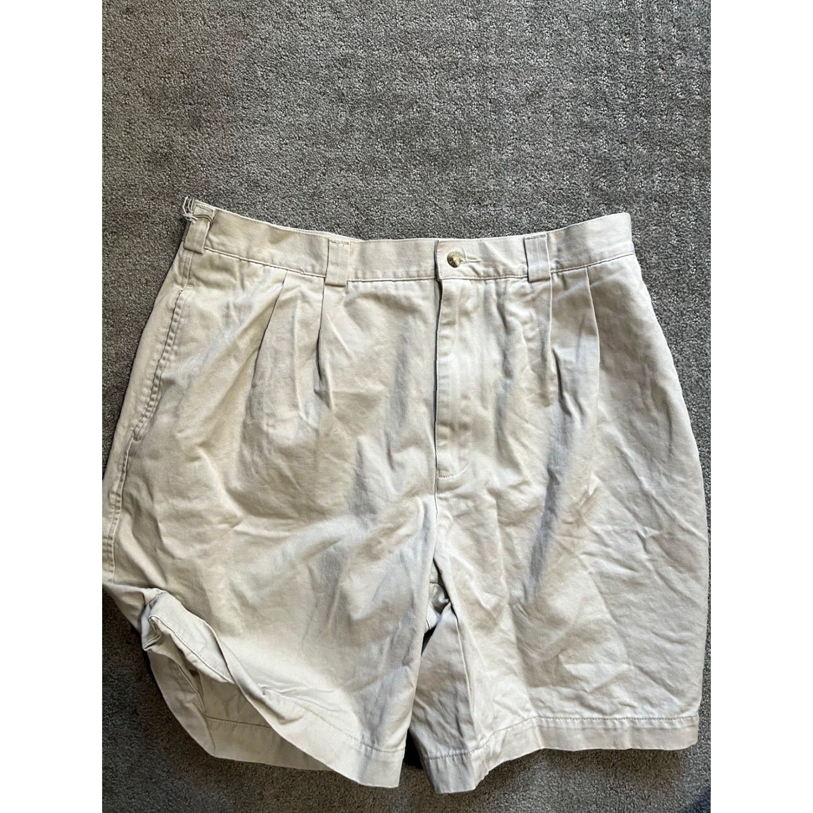 Perry Ellis Perry Ellis Shorts Men 38 Beige Cotton Chino Pleated Front Pockets Regular Fit Casual Mens Size US 38 / EU 54 - 2 Thumbnail